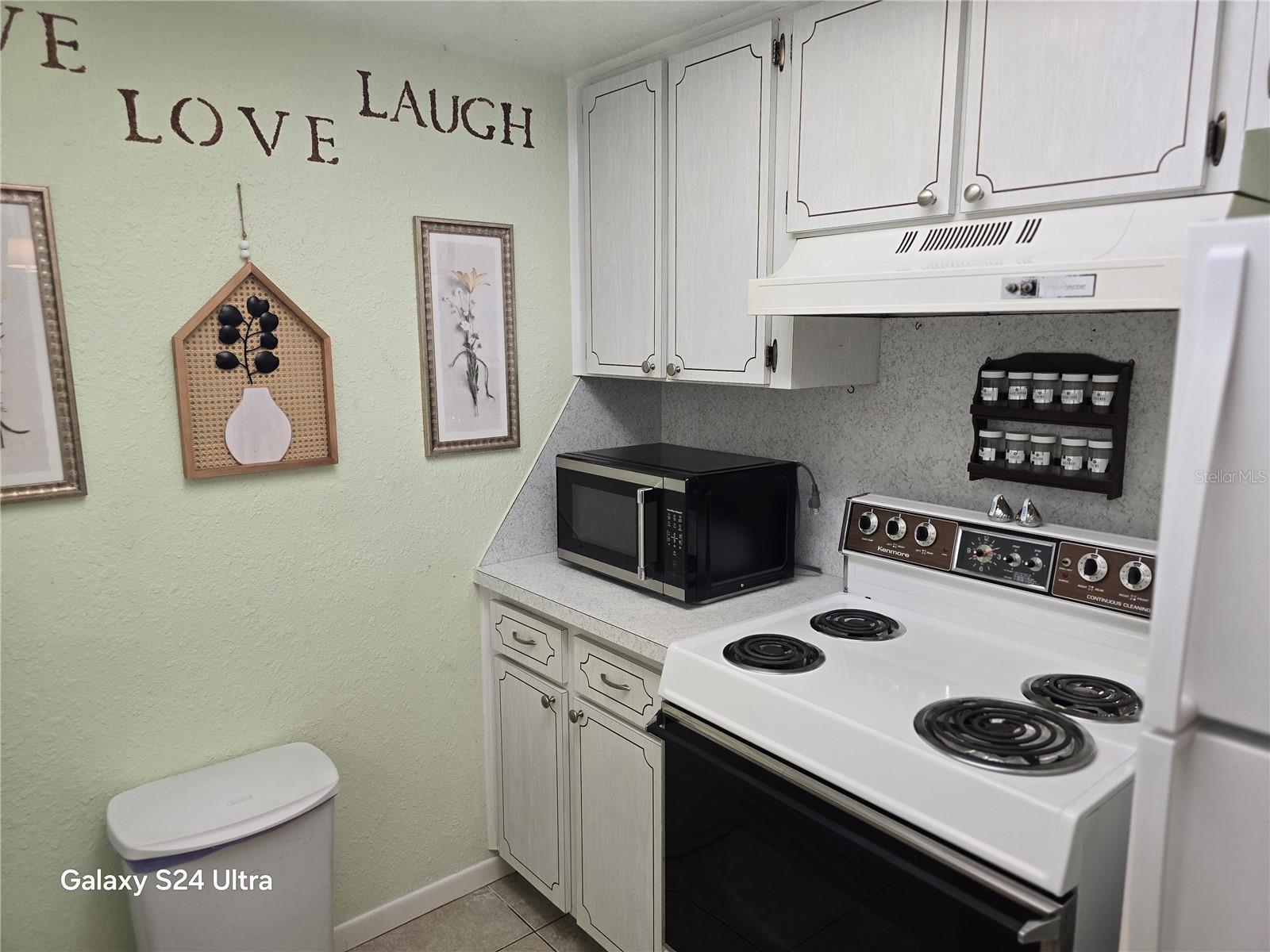 VILLA VALENCIA GARDEN CONDO - Residential