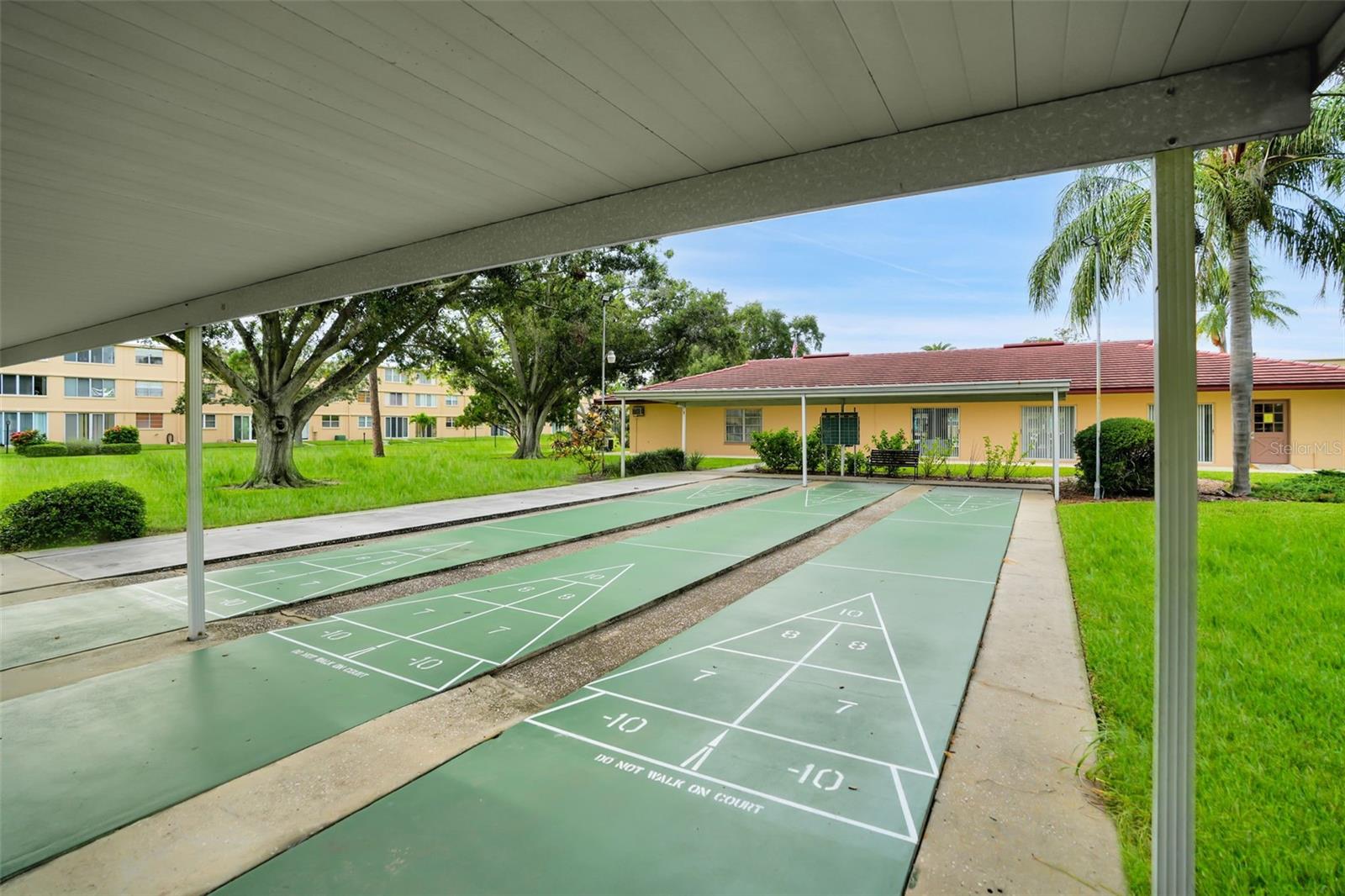 WINSTON PARK NORTHEAST - Residential Lease