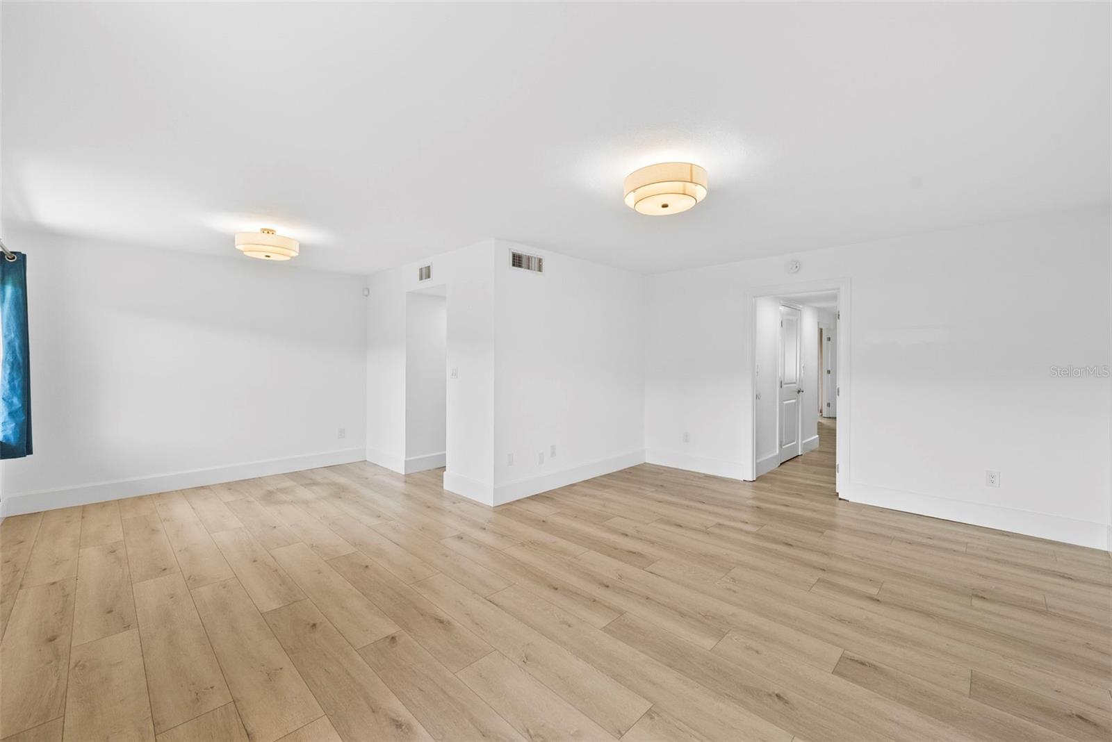 WINSTON PARK NORTHEAST - Residential Lease