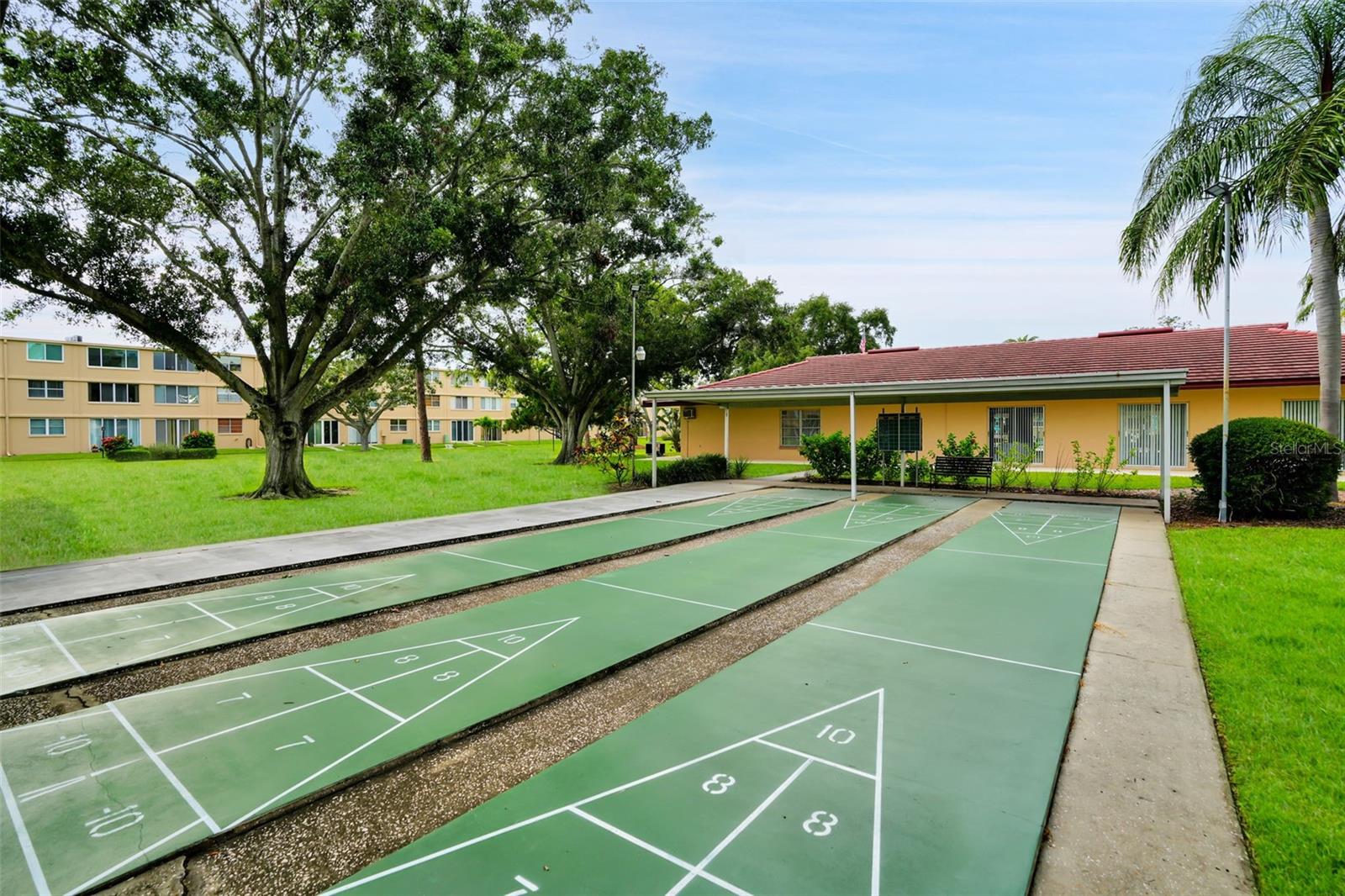 WINSTON PARK NORTHEAST - Residential Lease