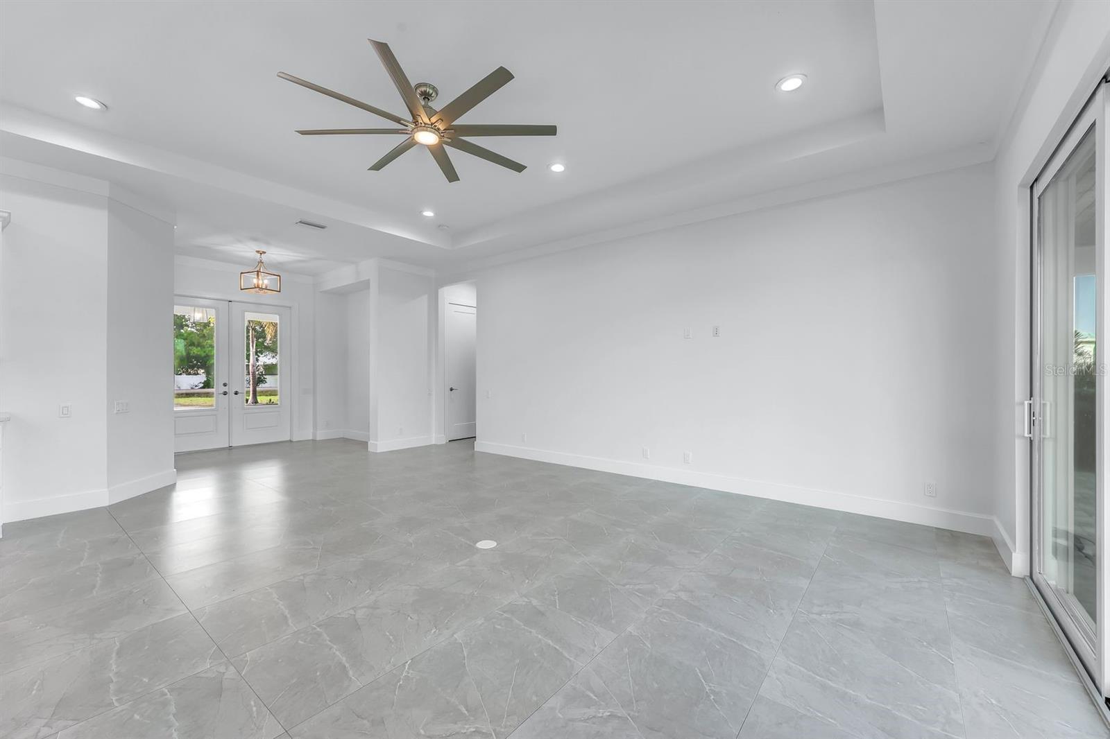 THE ESTATES ON PEACE RIVER - Residential