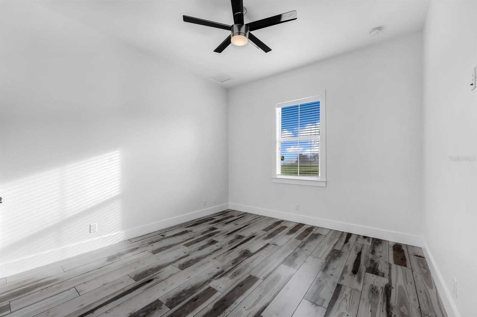 THE ESTATES ON PEACE RIVER - Residential