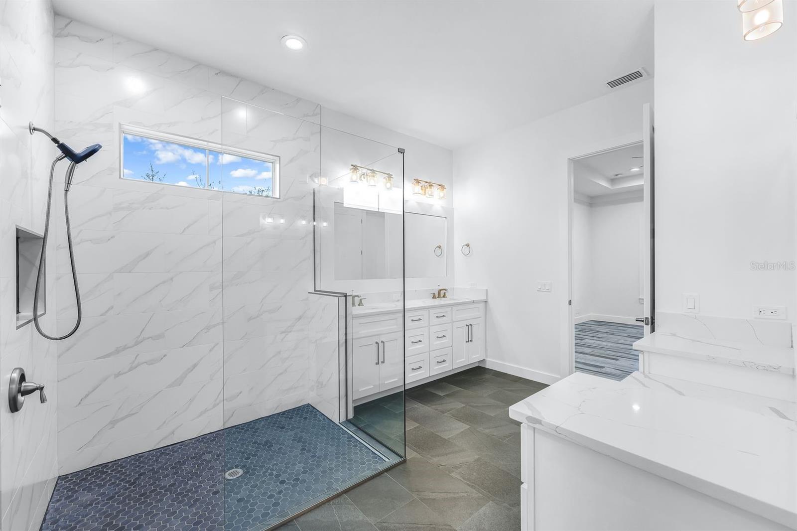 THE ESTATES ON PEACE RIVER - Residential