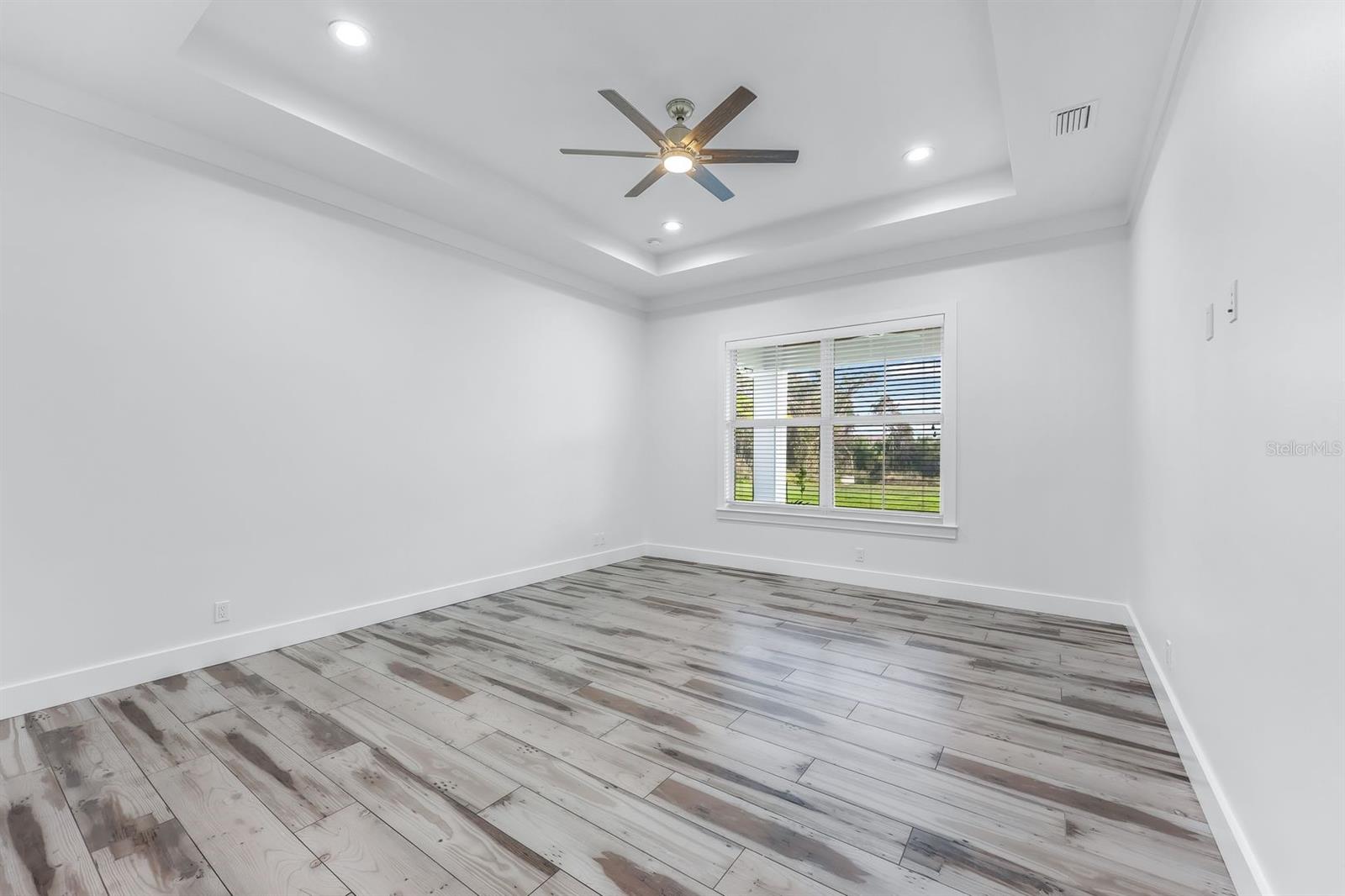 THE ESTATES ON PEACE RIVER - Residential