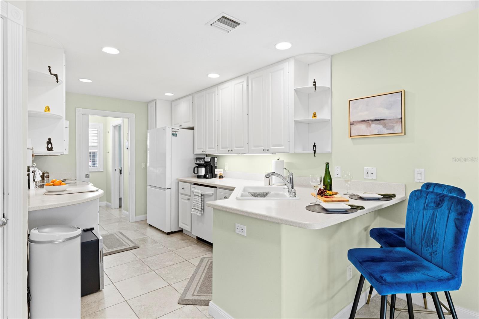 ISLES OF SARASOTA - Residential Lease