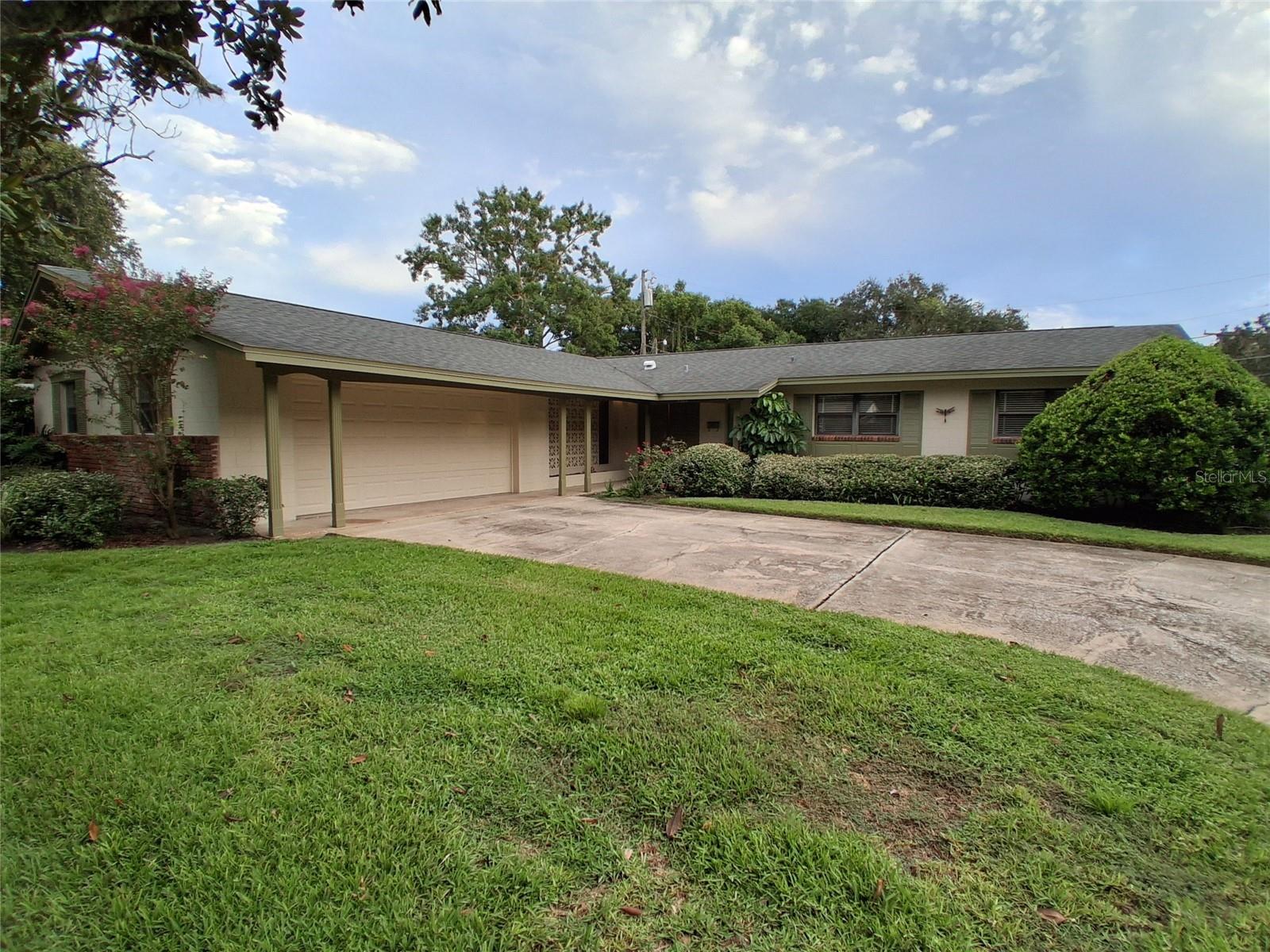 4 Beds, 2 Baths