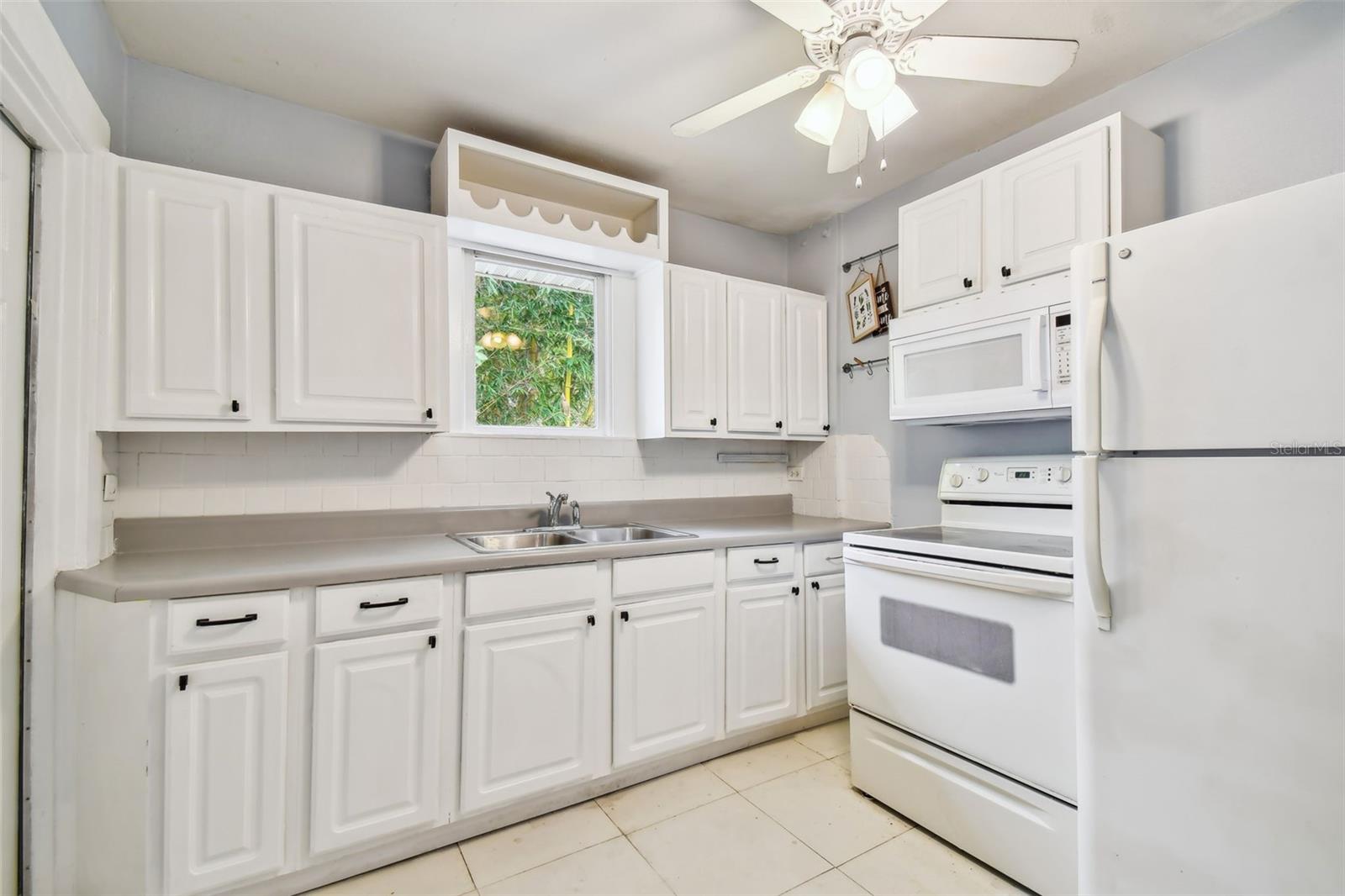 ST PETERSBURG INVESTMENT CO SUB - Residential