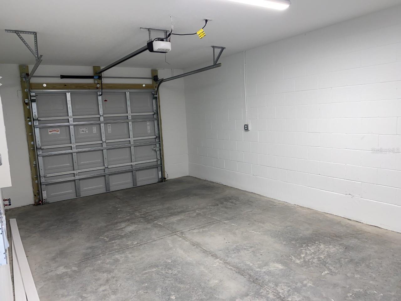 FOREST GROVE BUS CENTER - Residential Income