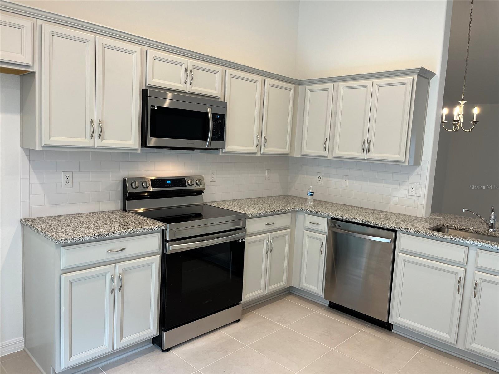 FOREST GROVE BUS CENTER - Residential Income