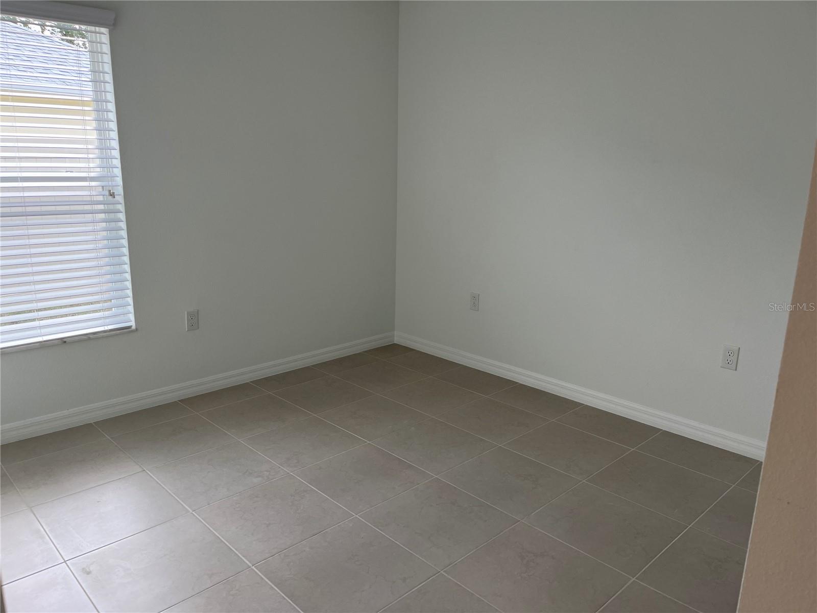 FOREST GROVE BUS CENTER - Residential Income