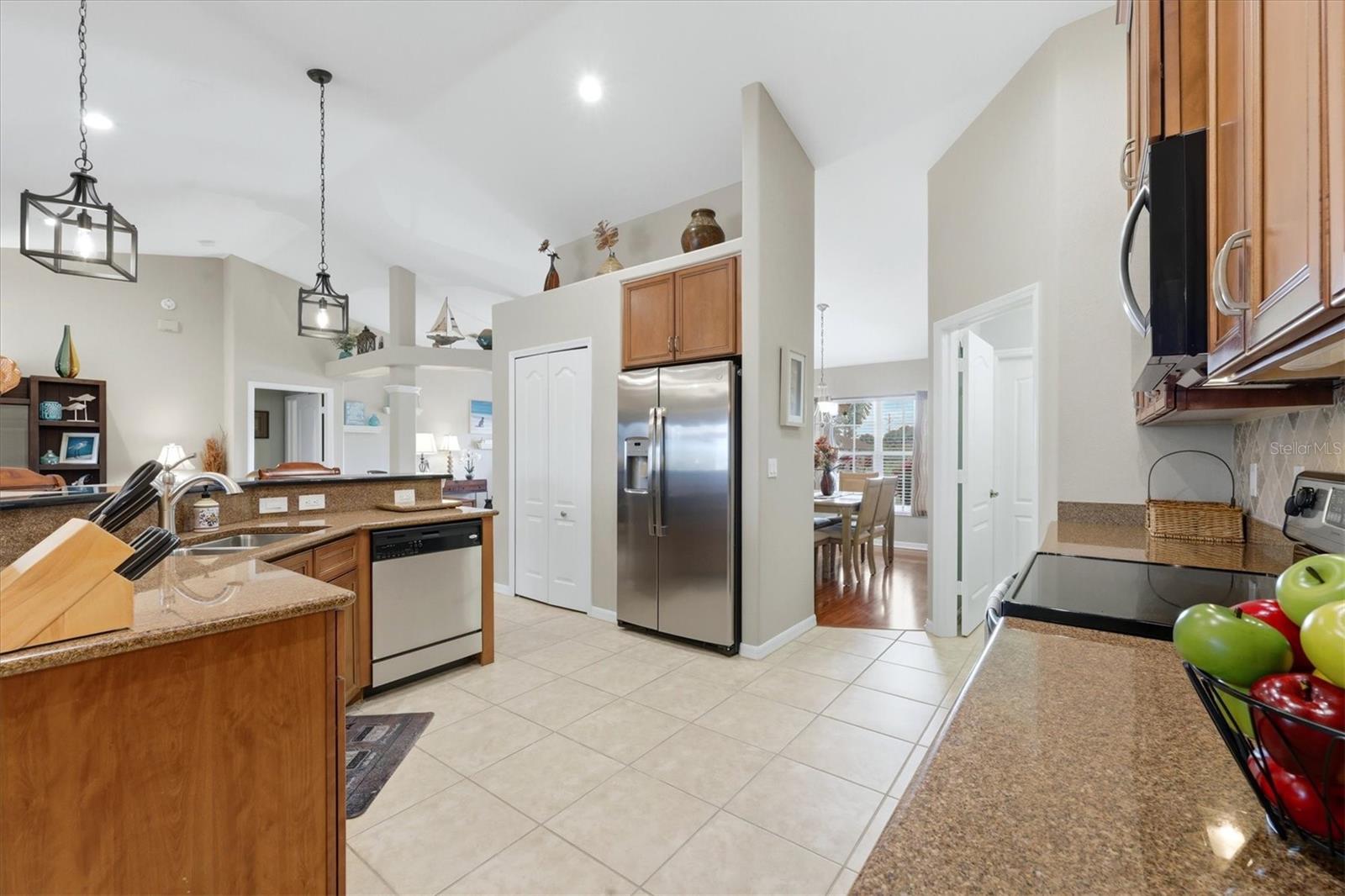 ROTONDA WEST LONG MEADOW - Residential