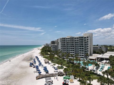 Property photo of 210 Sands Point Road 2402, Longboat Key, FL 34228