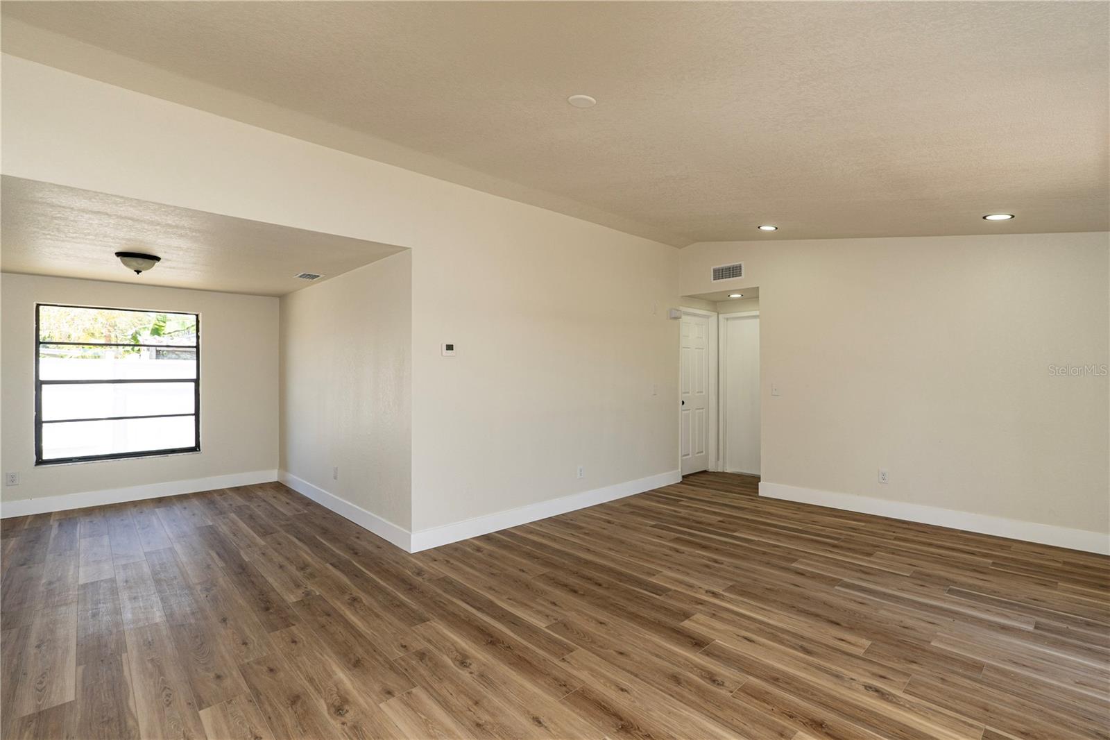 9501 CAMDEN HILL COURT