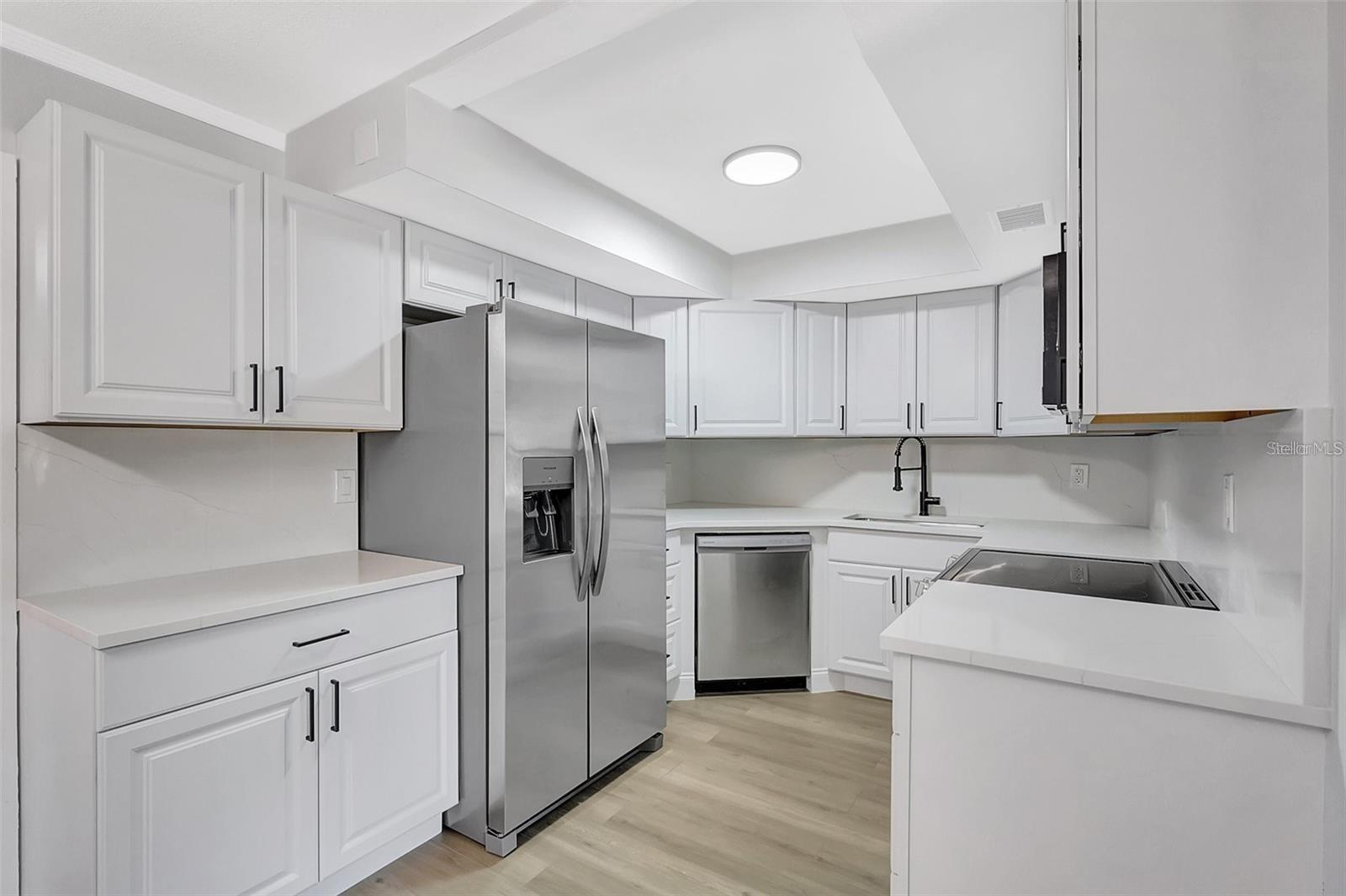 BAY CREST PARK UNIT 02 - Residential