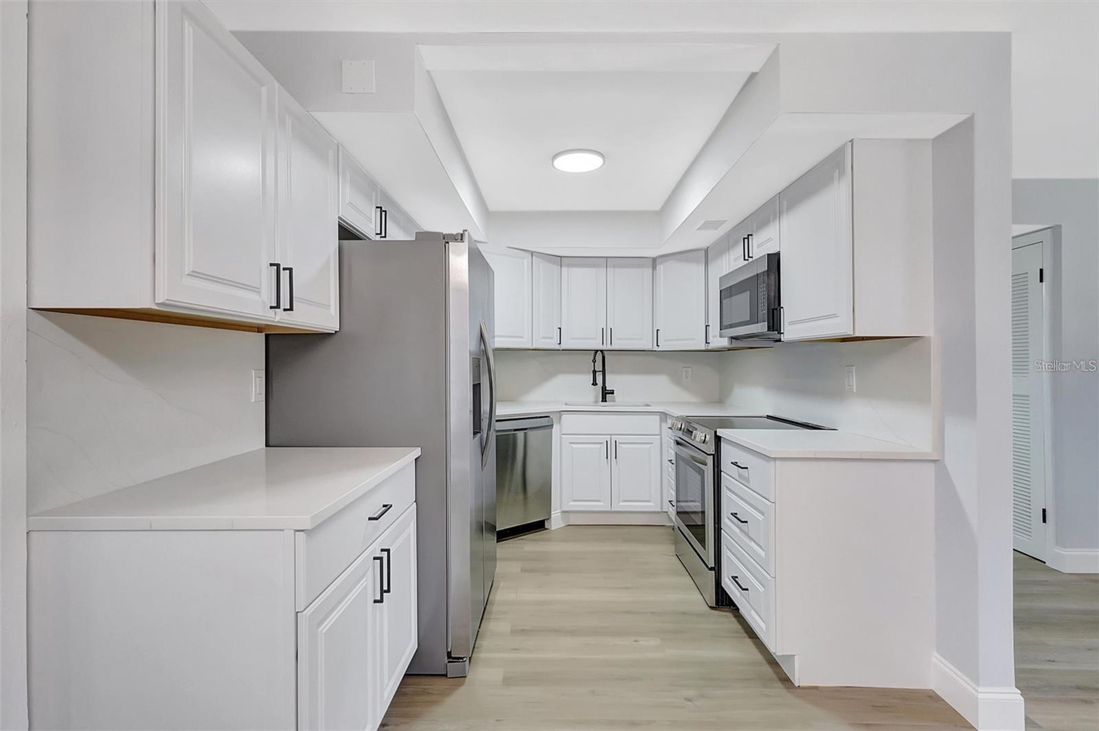 BAY CREST PARK UNIT 02 - Residential