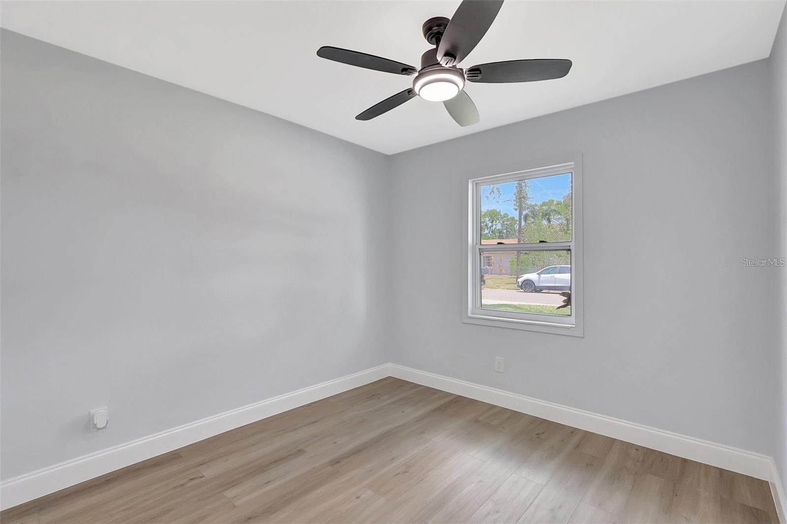 BAY CREST PARK UNIT 02 - Residential