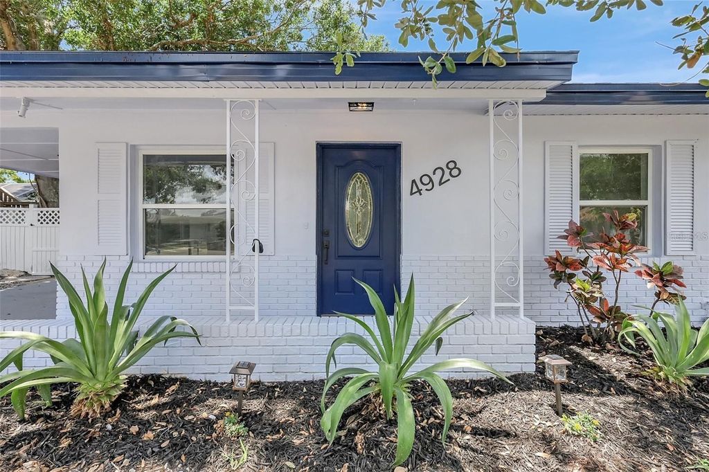 Photo of 4928 Stolls Avenue, Tampa, FL 33615 (MLS # O6360753)