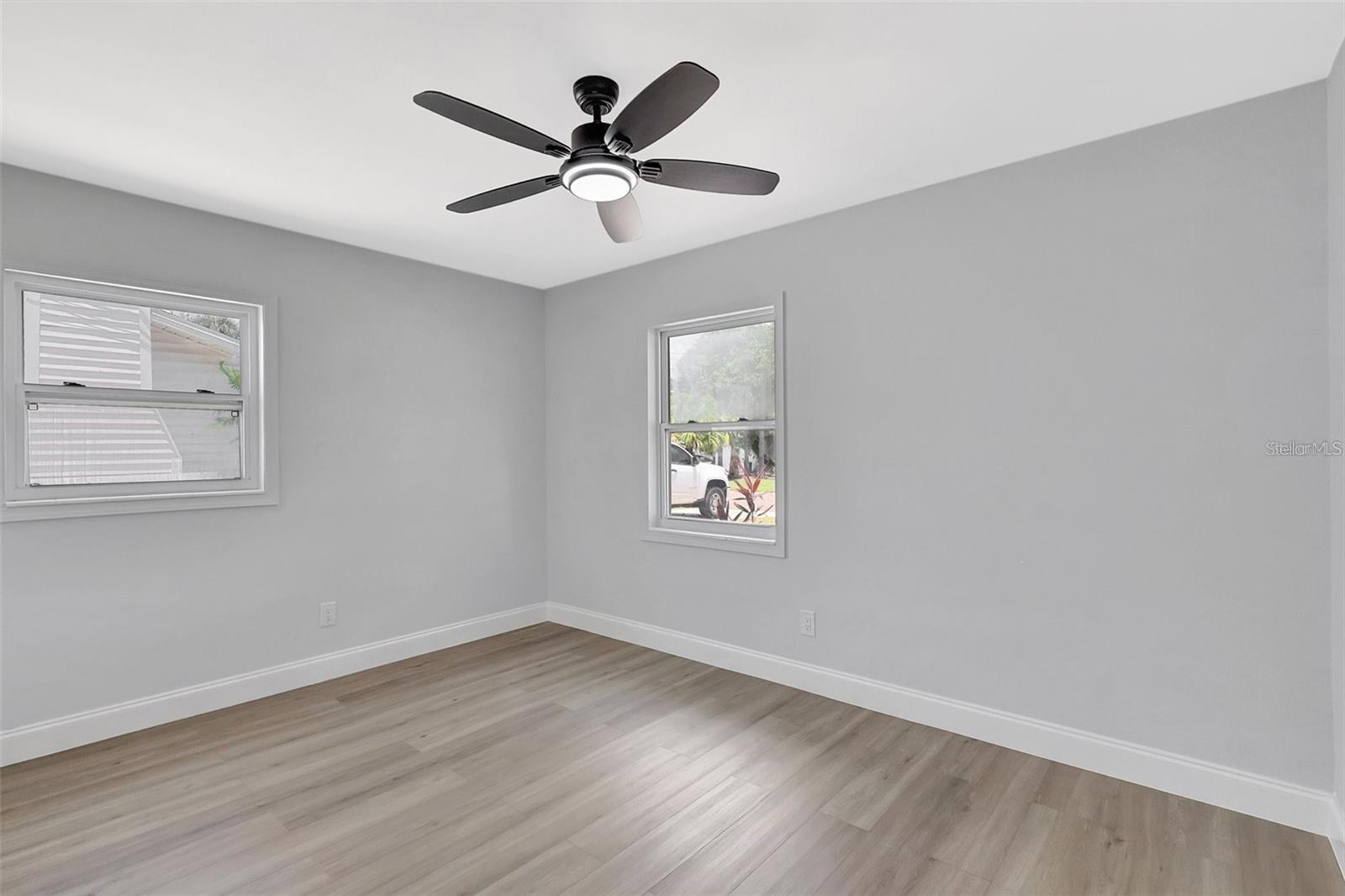 BAY CREST PARK UNIT 02 - Residential