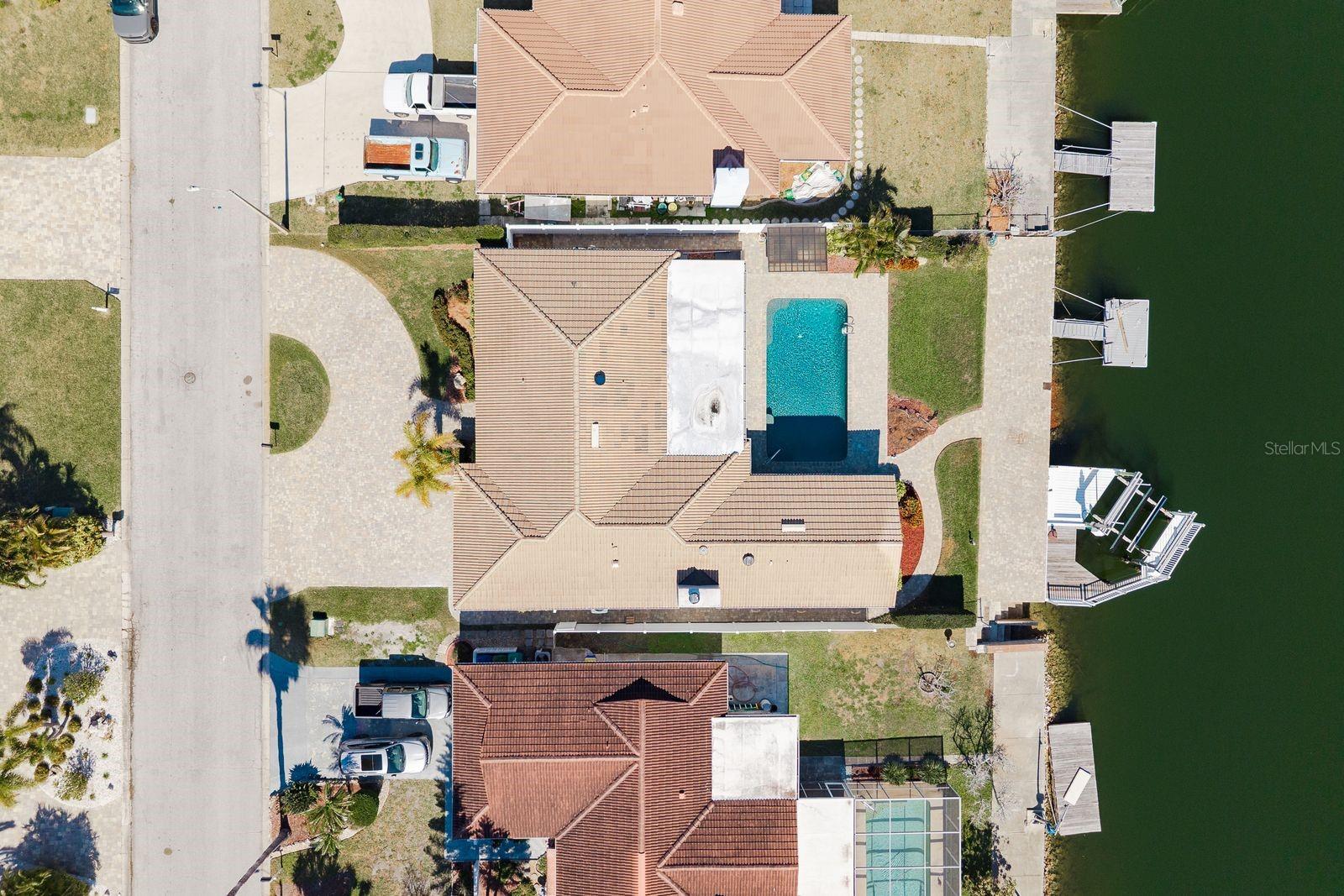 FLOR A MAR - Residential