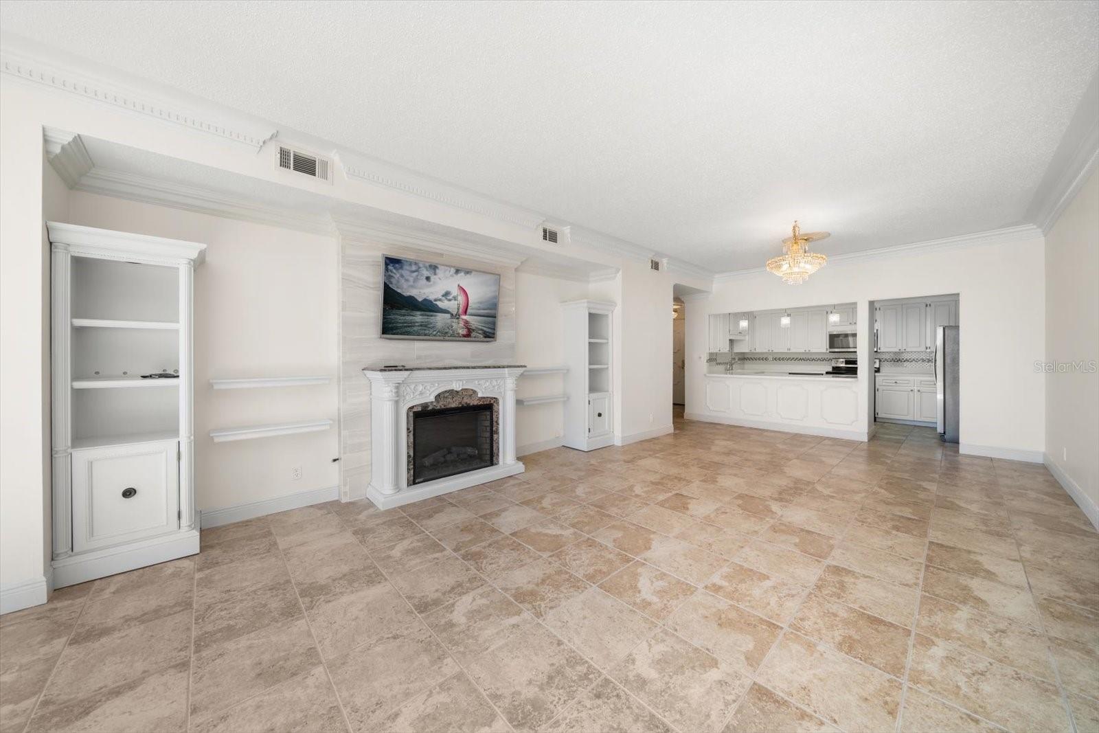 4 BELLEVIEW BOULEVARD 106