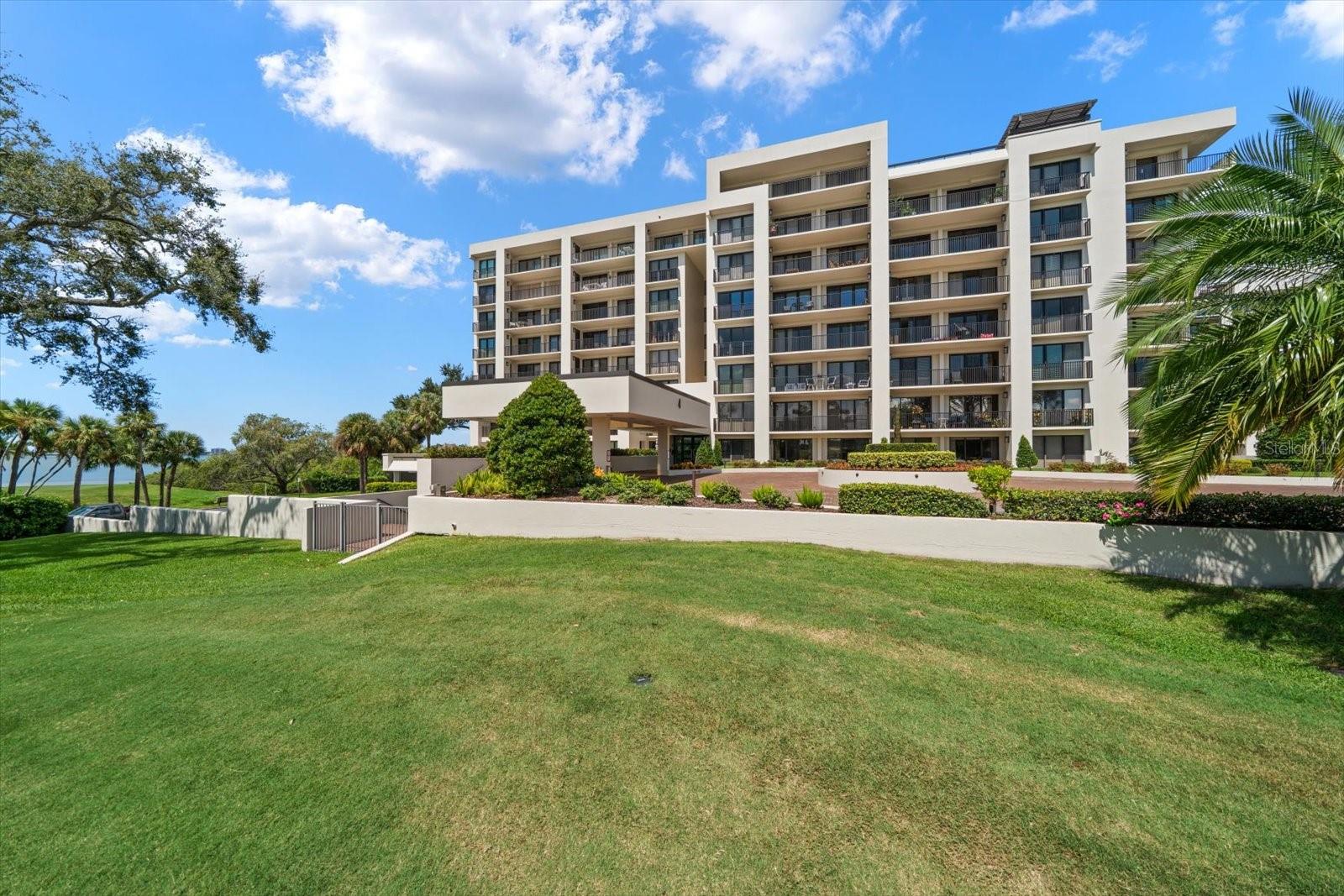 BELLEVIEW BILTMORE VILLAS S GARDEN 4 - Residential