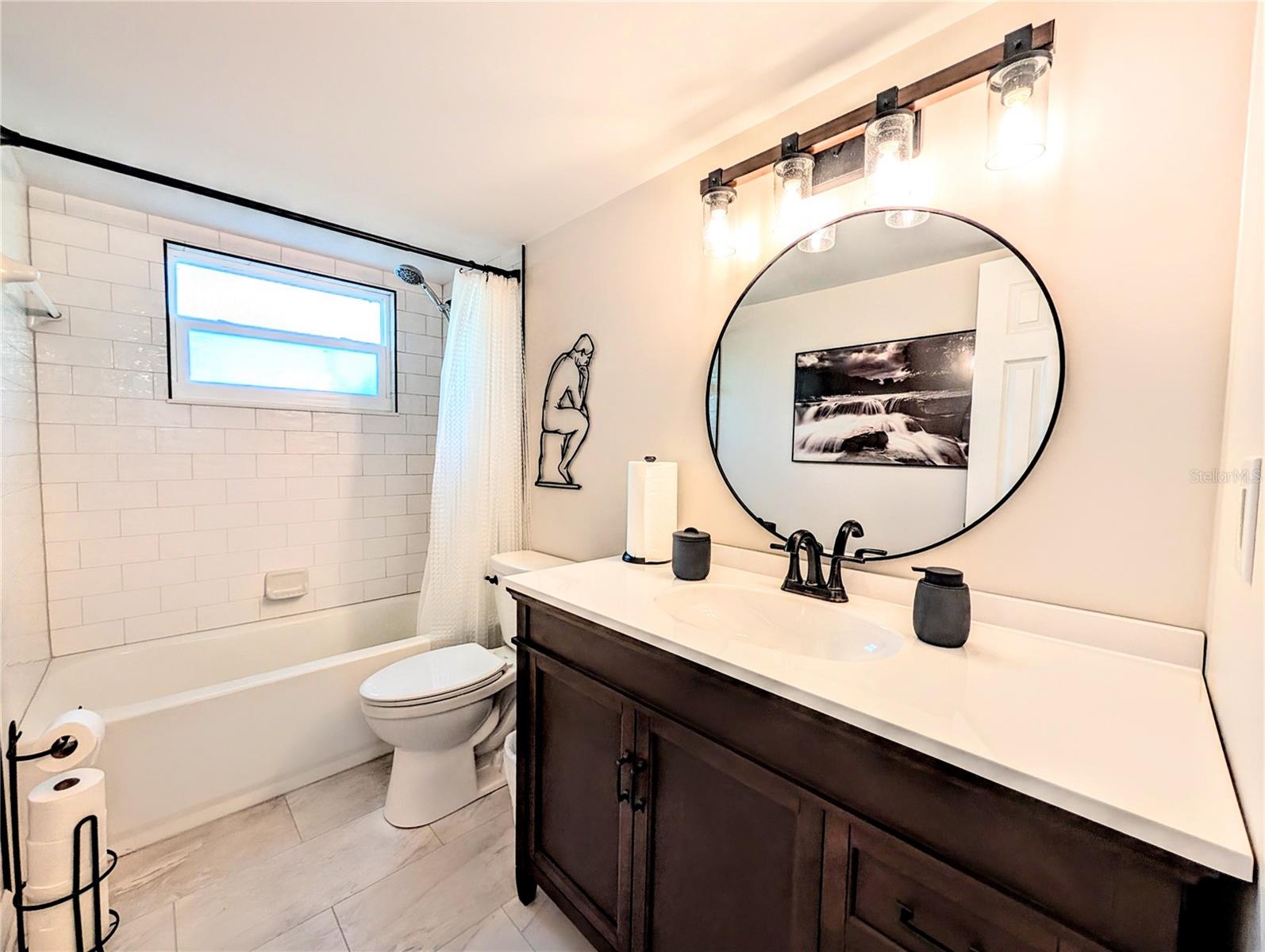 BAYSHORE GARDENS APTS 12 - Residential