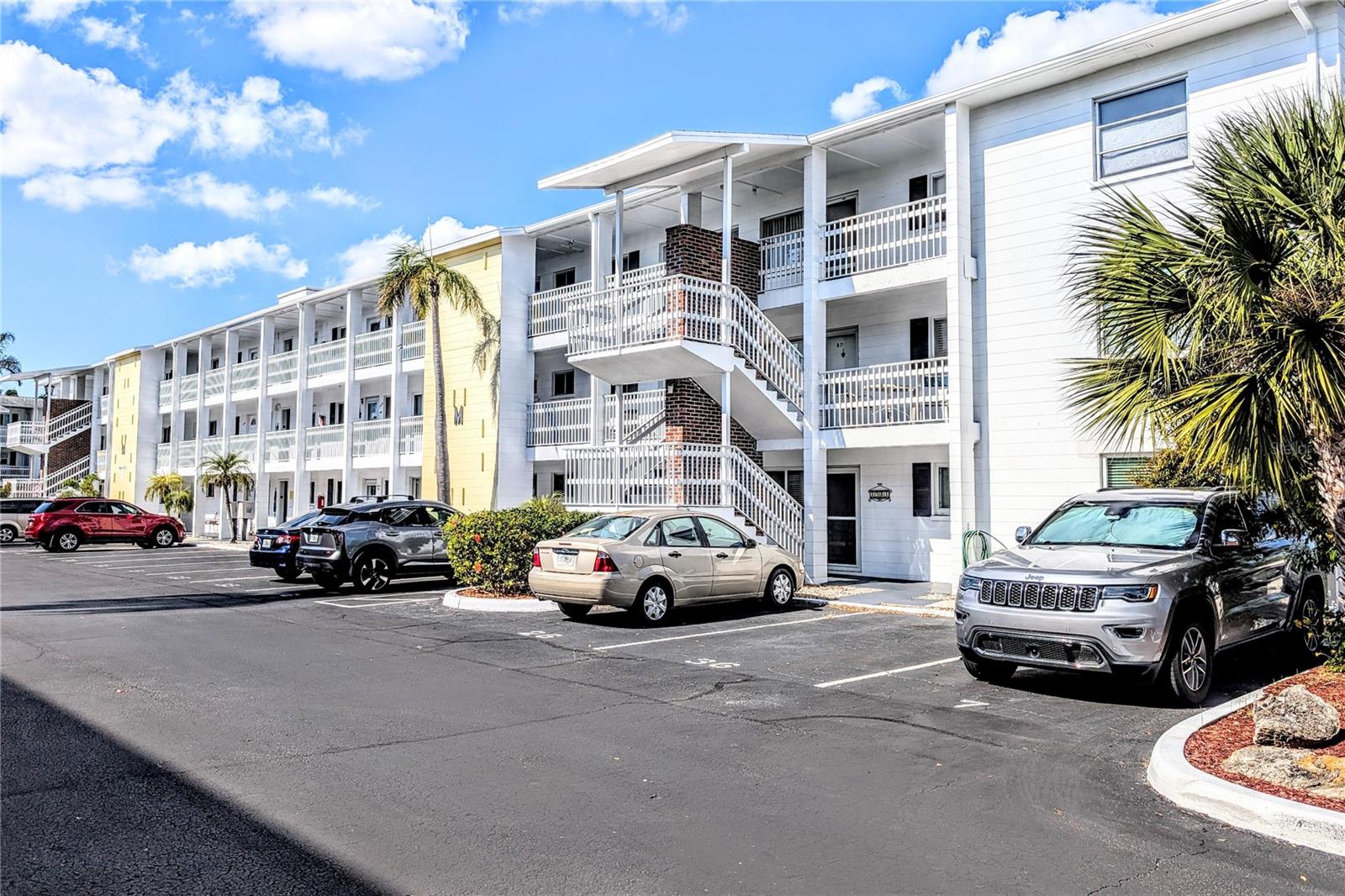 BAYSHORE GARDENS APTS 12 - Residential