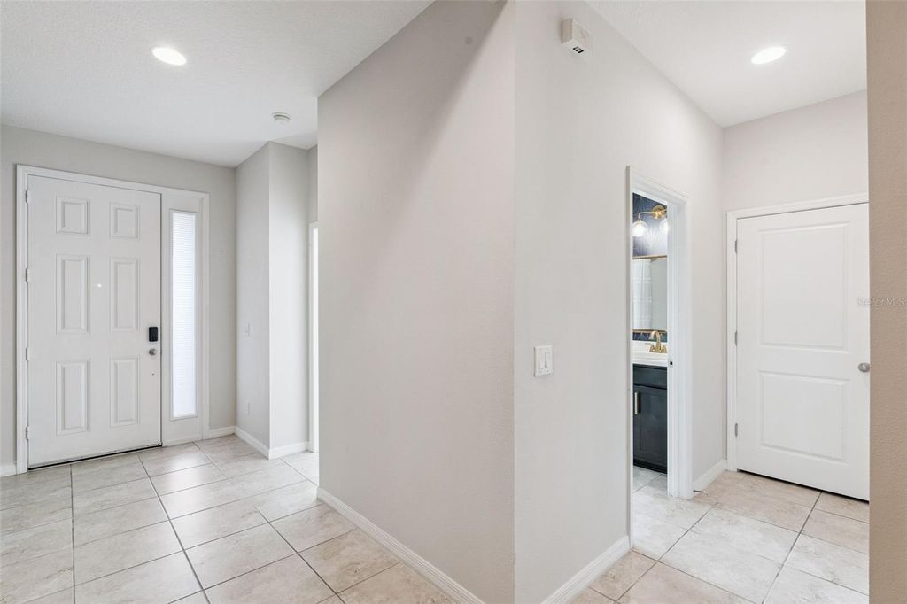 Photo of 15693 Kinnow Mandarin Lane, Winter Garden, FL 34787 (MLS # O6357939)