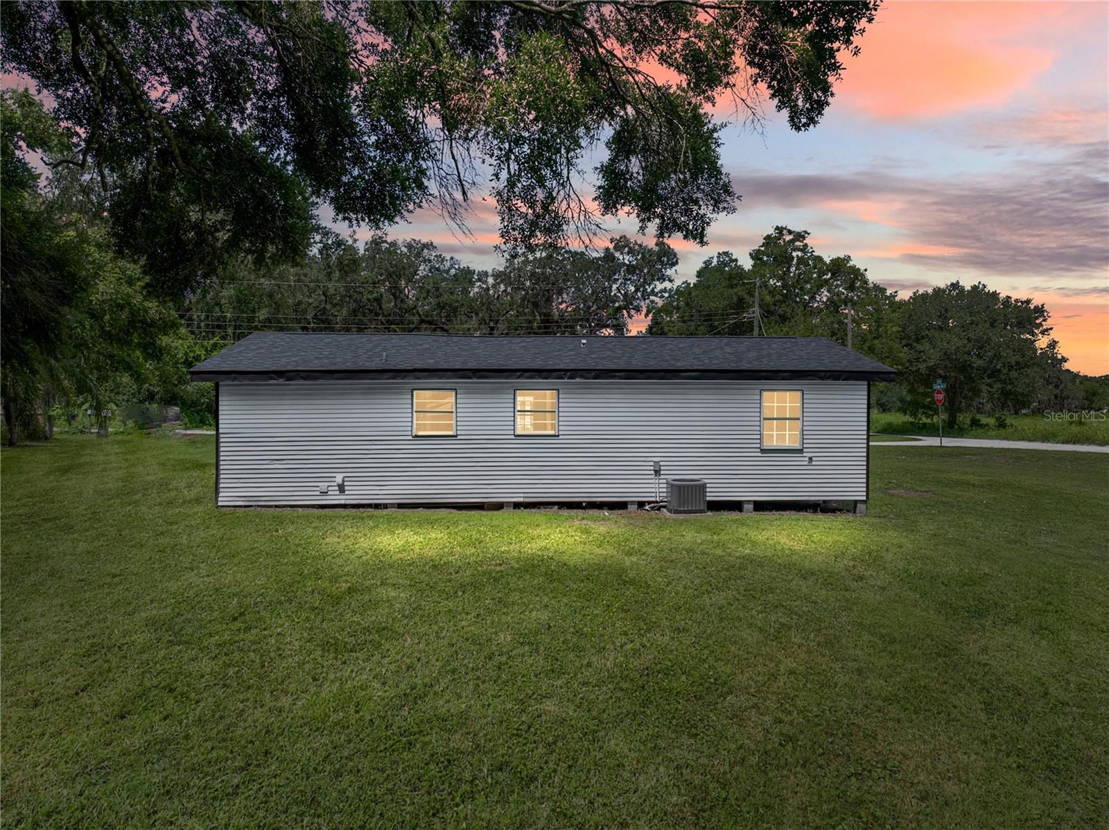 HILLCREST MANOR - Residential