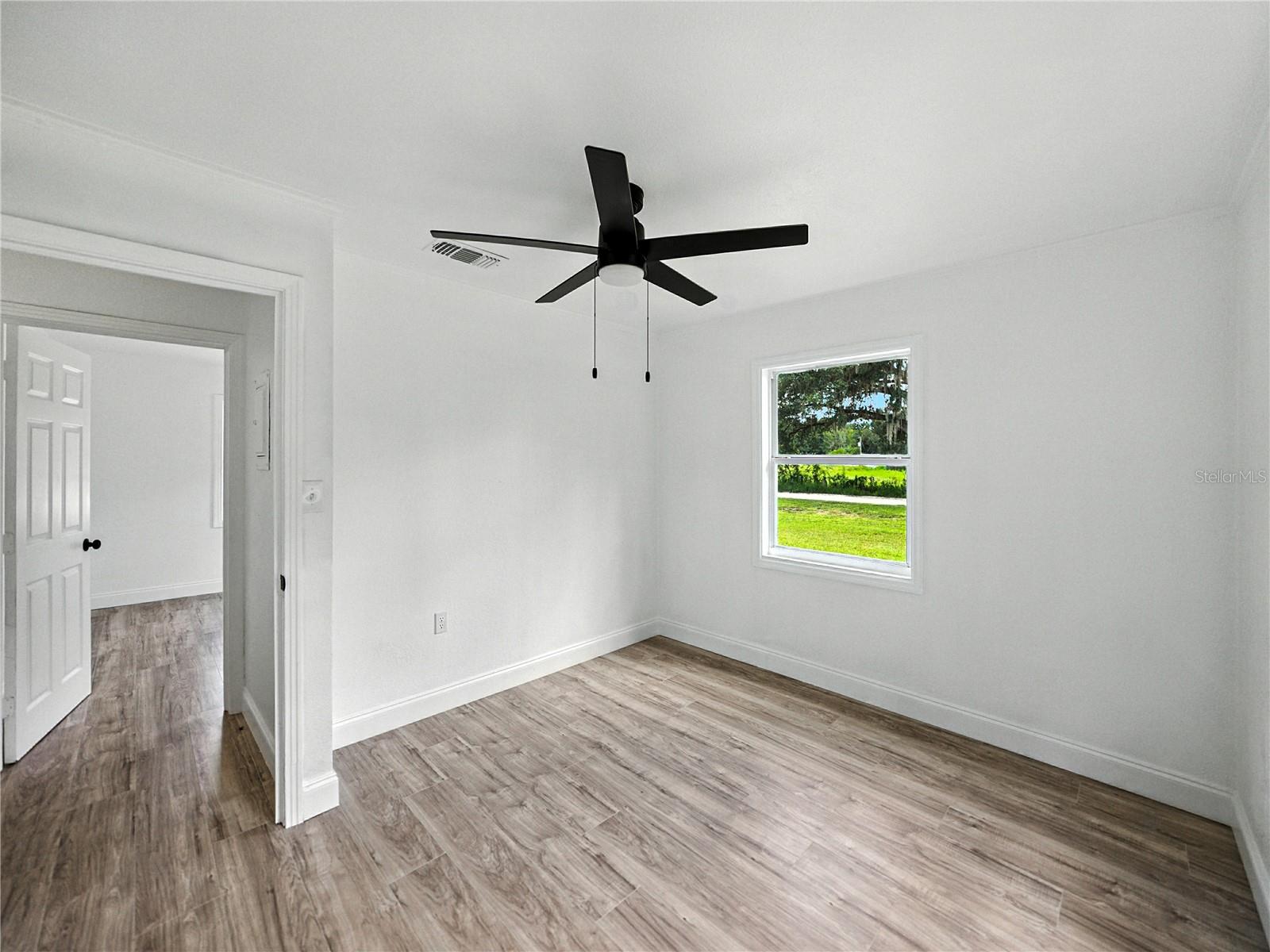 HILLCREST MANOR - Residential