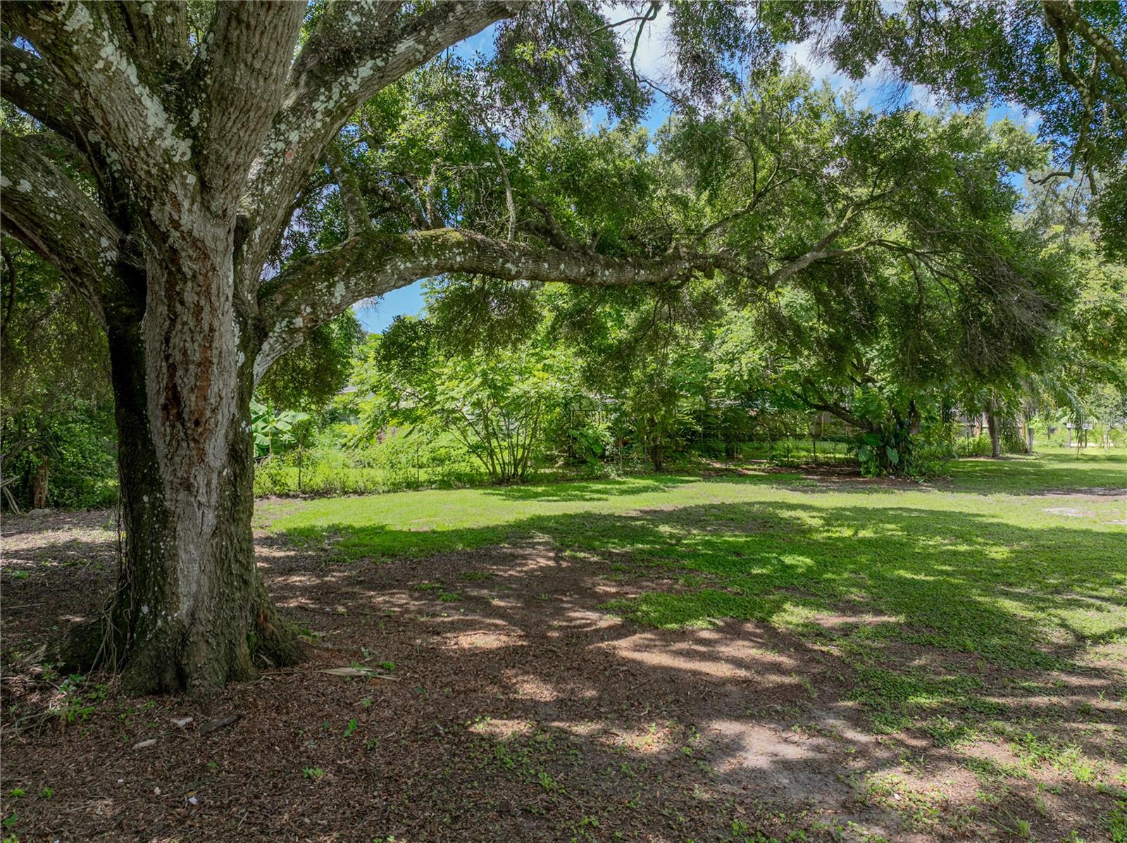 HILLCREST MANOR - Residential