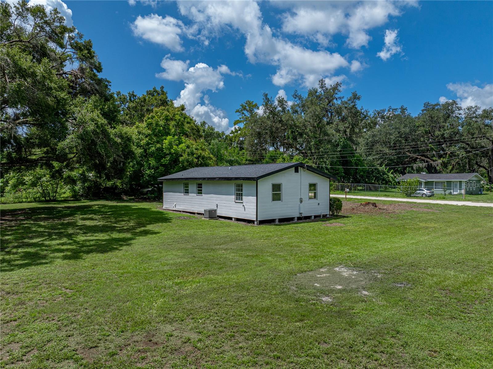 HILLCREST MANOR - Residential