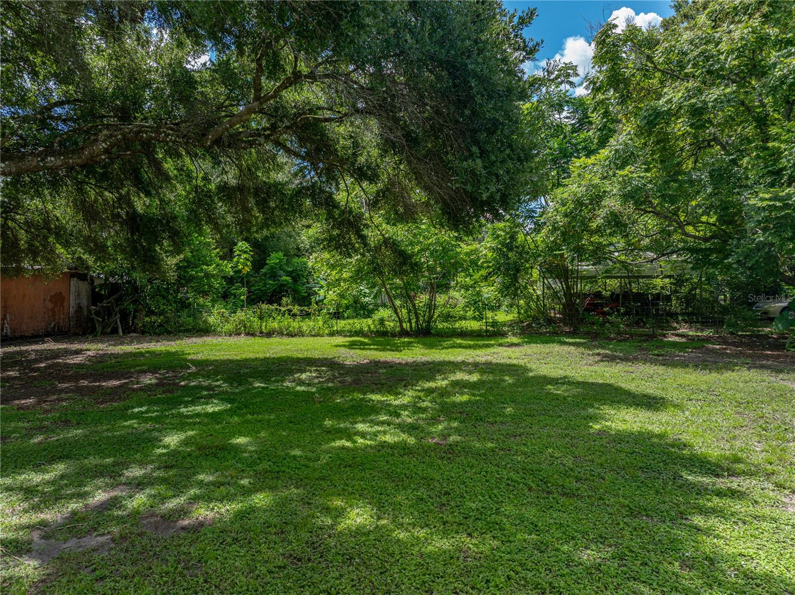 HILLCREST MANOR - Residential