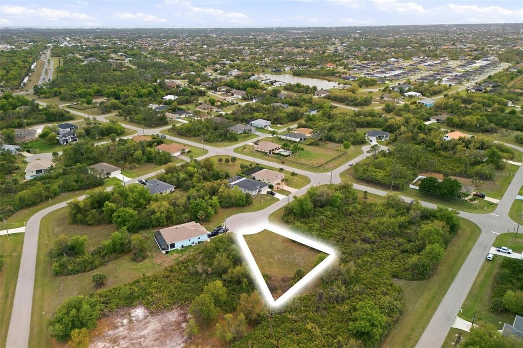 Photo of 118 Delway Way, Rotonda West, FL 33947 (MLS # N6143538)