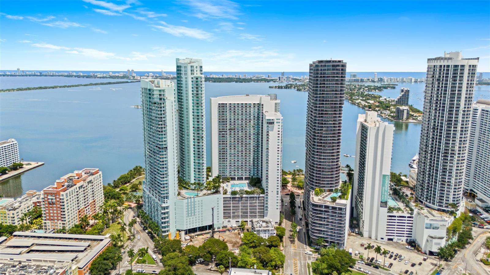 1800 N BAYSHORE DRIVE 3704