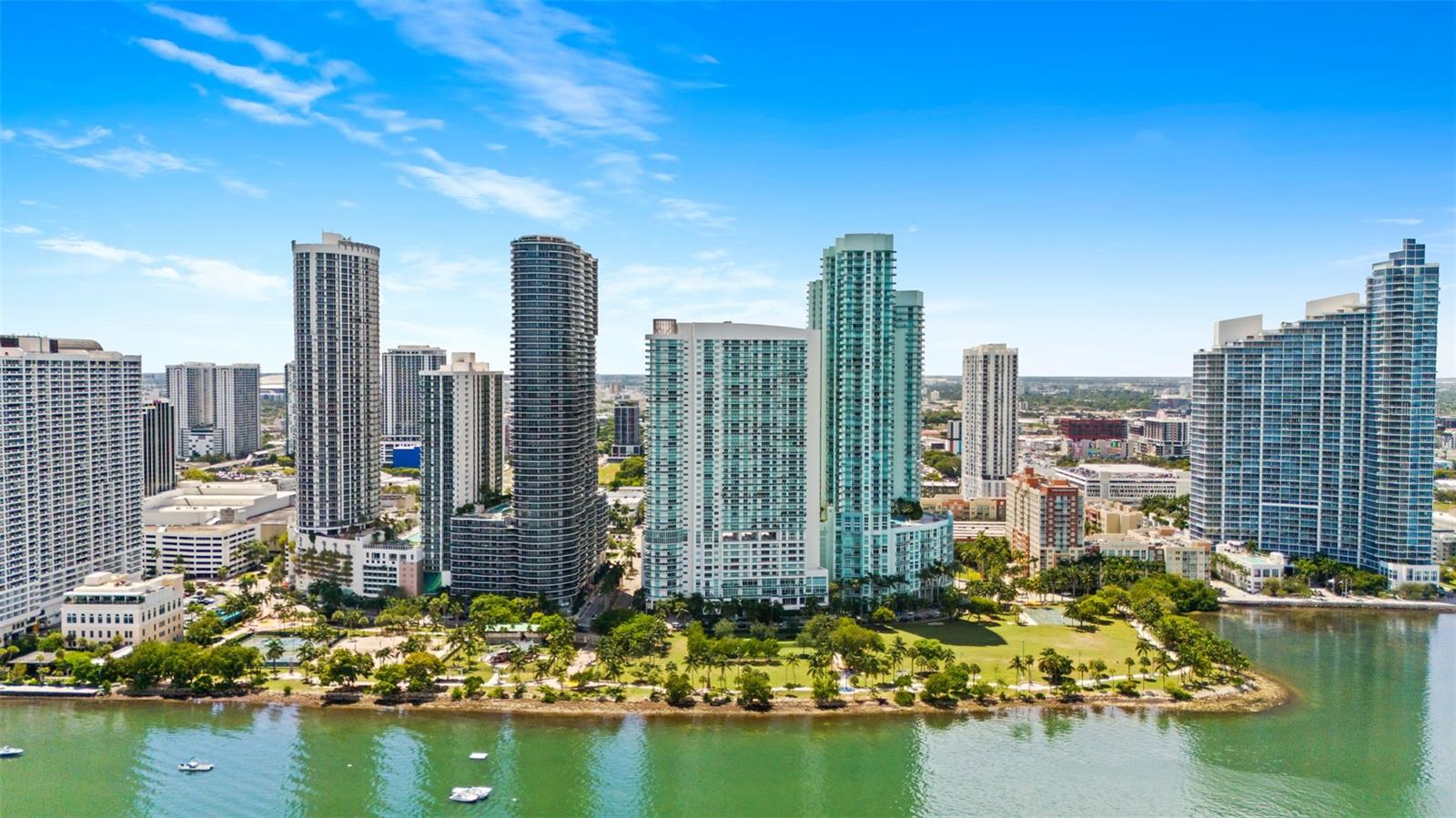 1800 N BAYSHORE DRIVE 3704
