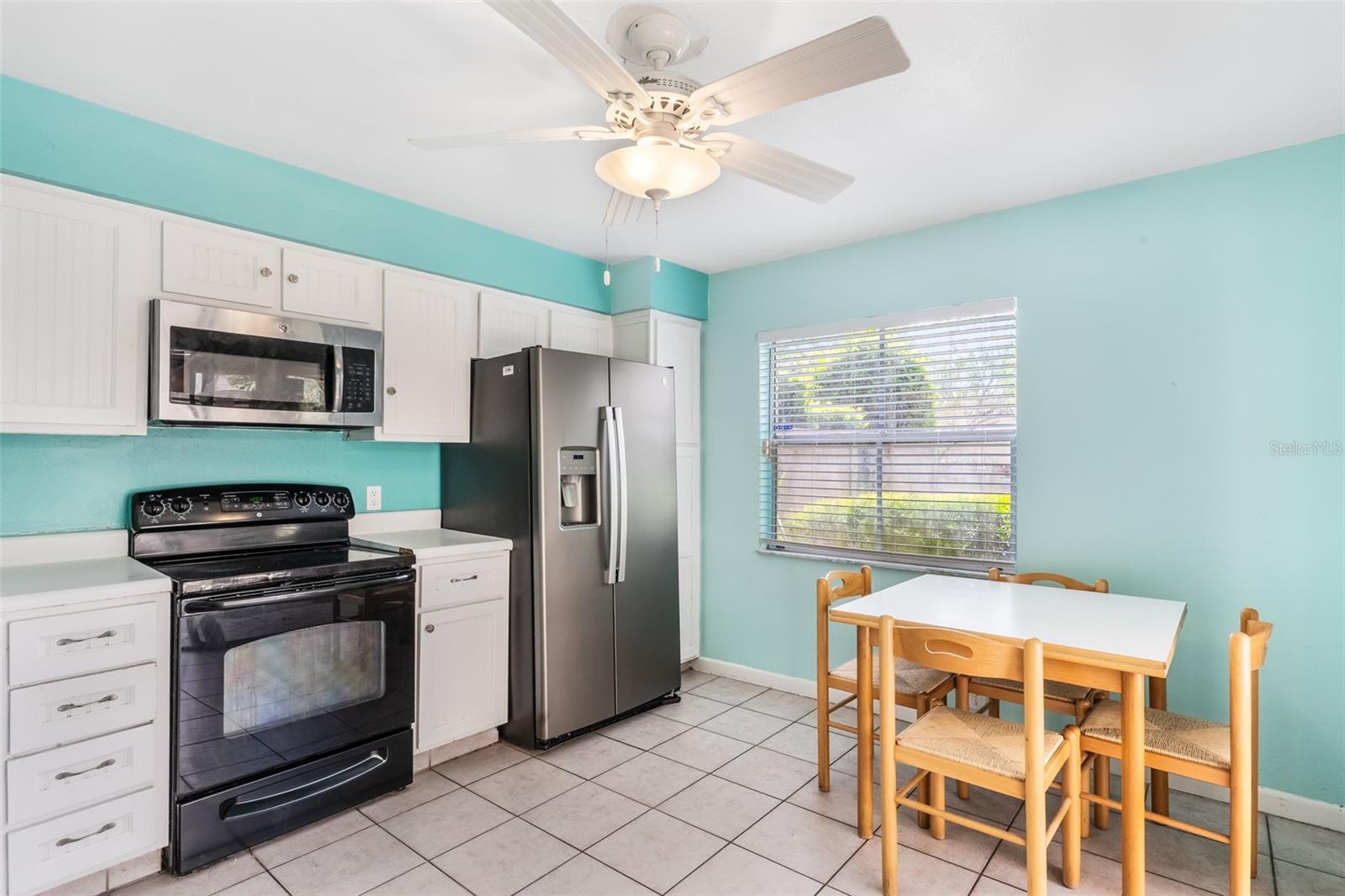 552 WINDMEADOWS STREET