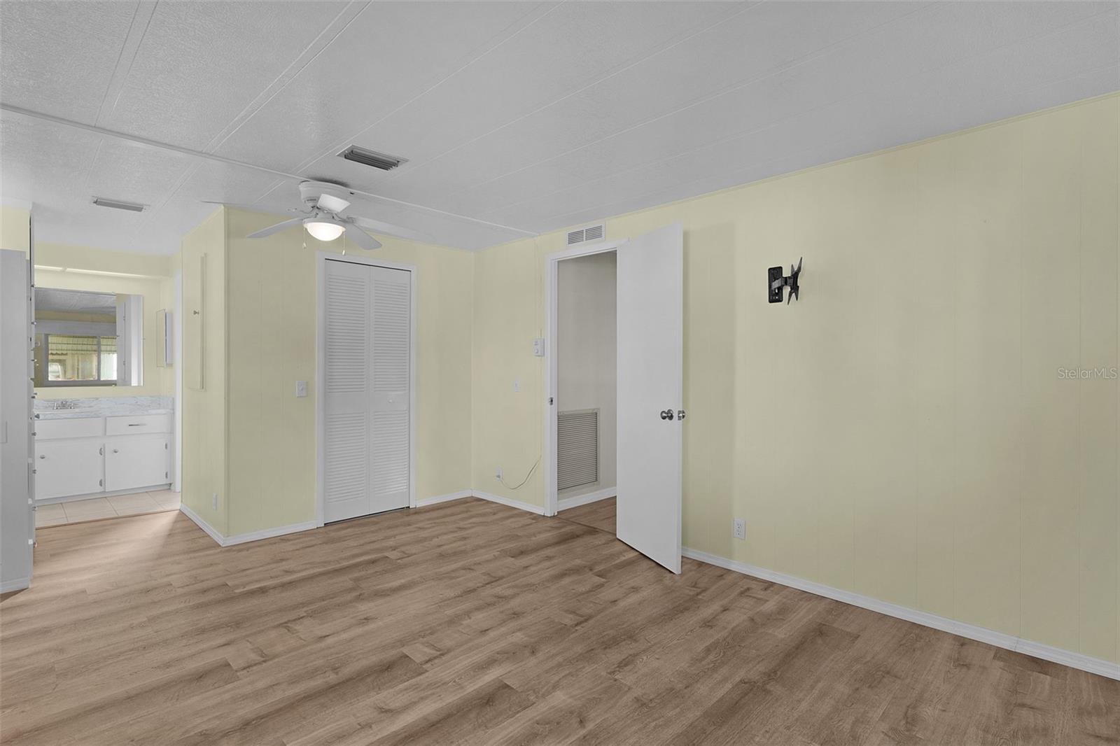 HARBOR OAKS HOMEOWNERS COOPERATIVE SUB - Residential