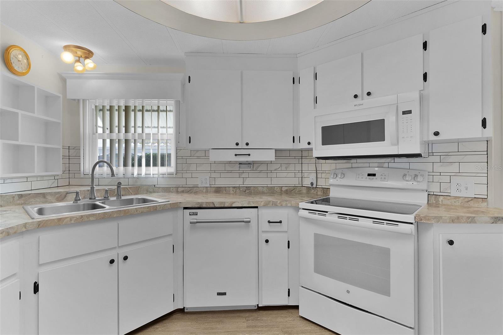 HARBOR OAKS HOMEOWNERS COOPERATIVE SUB - Residential