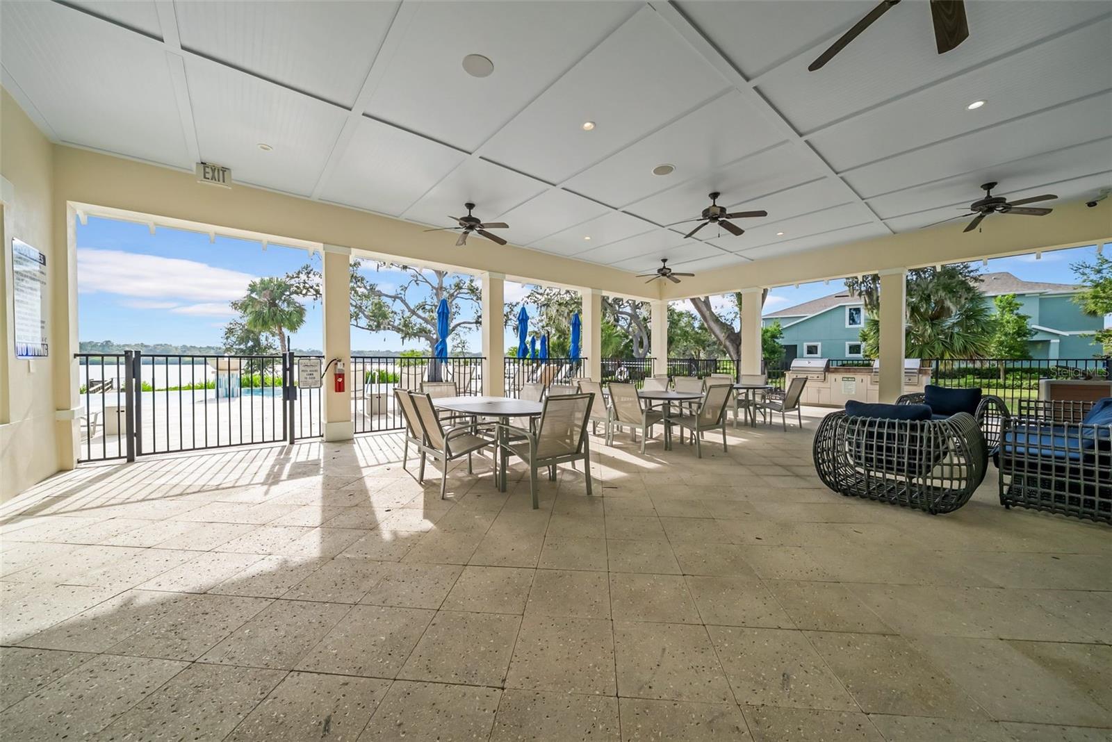 BAYSIDE TERRACE - Residential