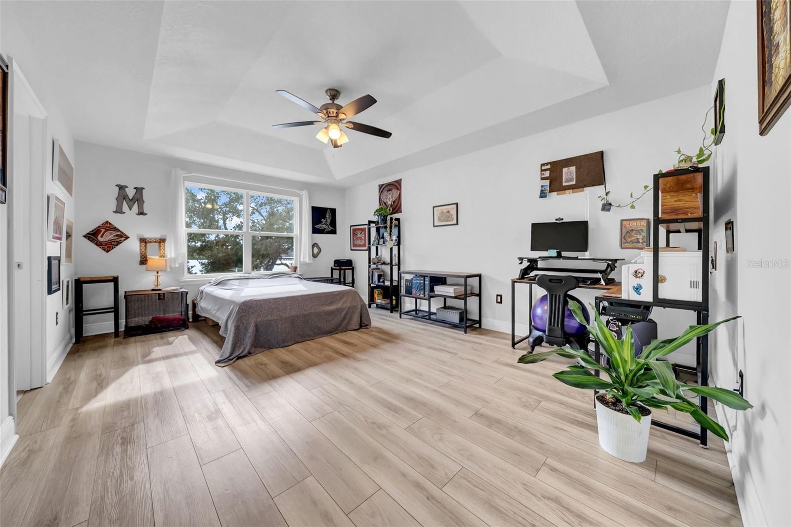BAYSIDE TERRACE - Residential