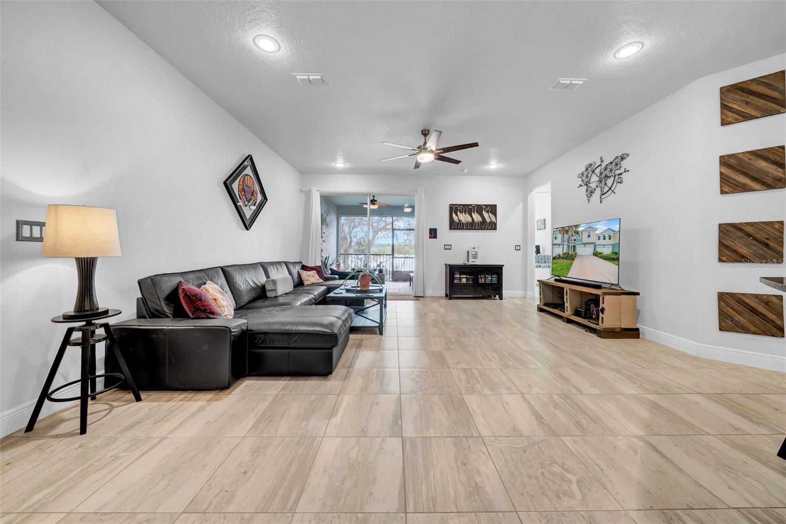 BAYSIDE TERRACE - Residential