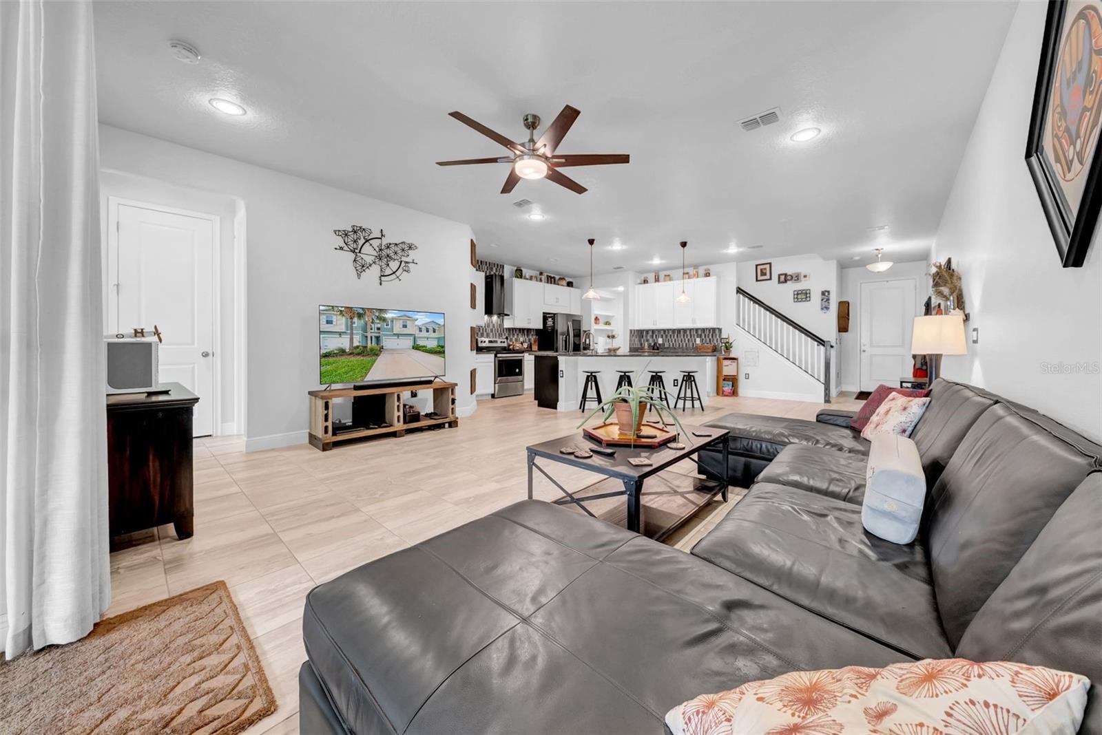 BAYSIDE TERRACE - Residential