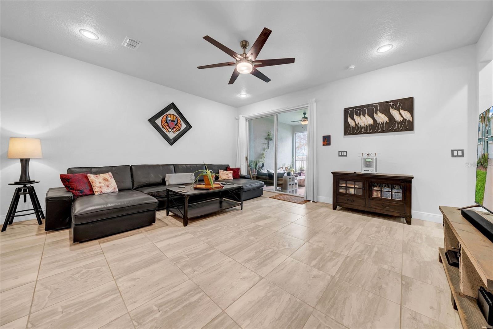 BAYSIDE TERRACE - Residential