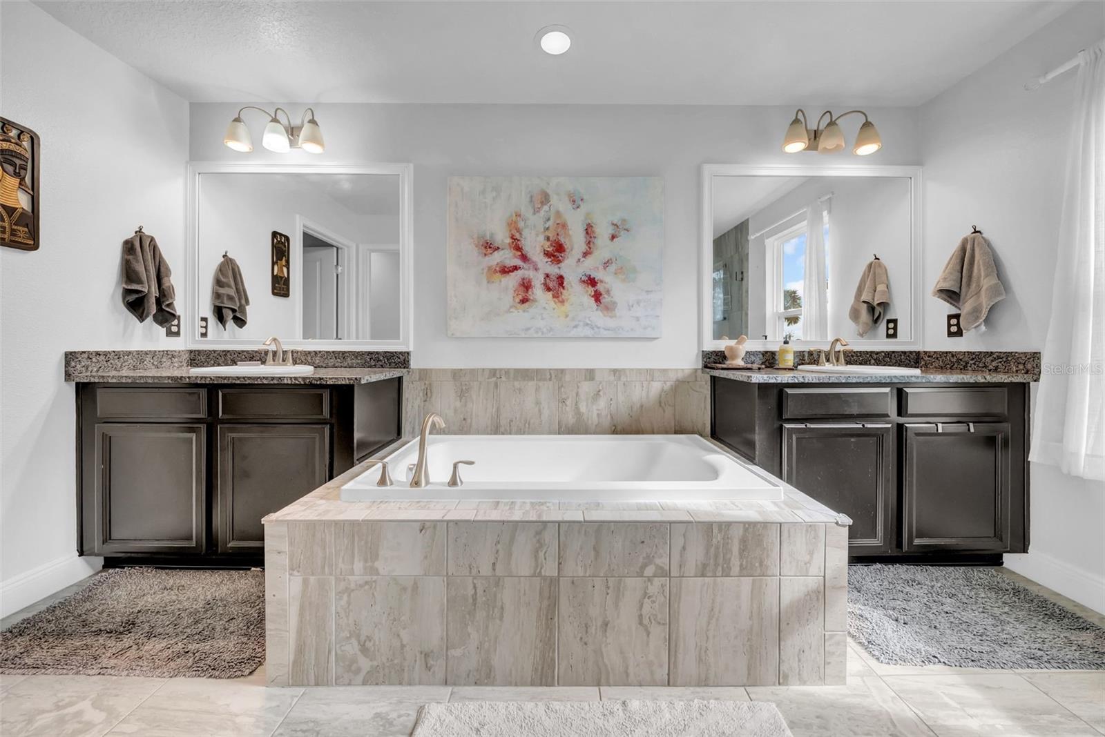 BAYSIDE TERRACE - Residential