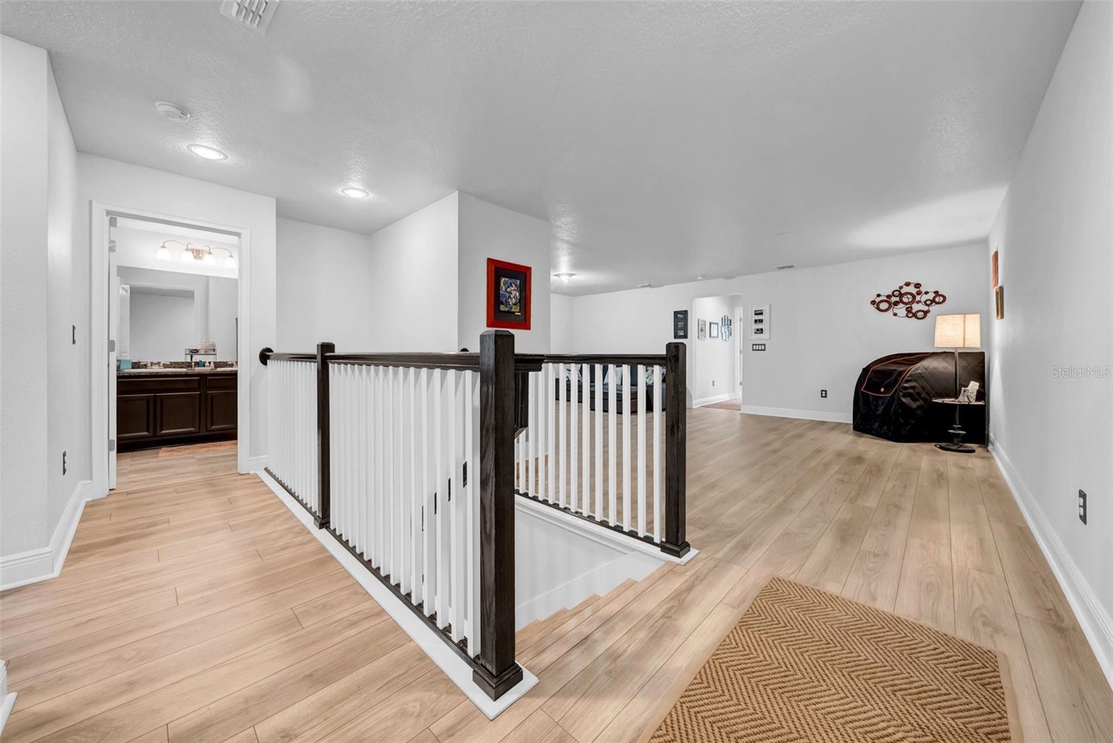 BAYSIDE TERRACE - Residential