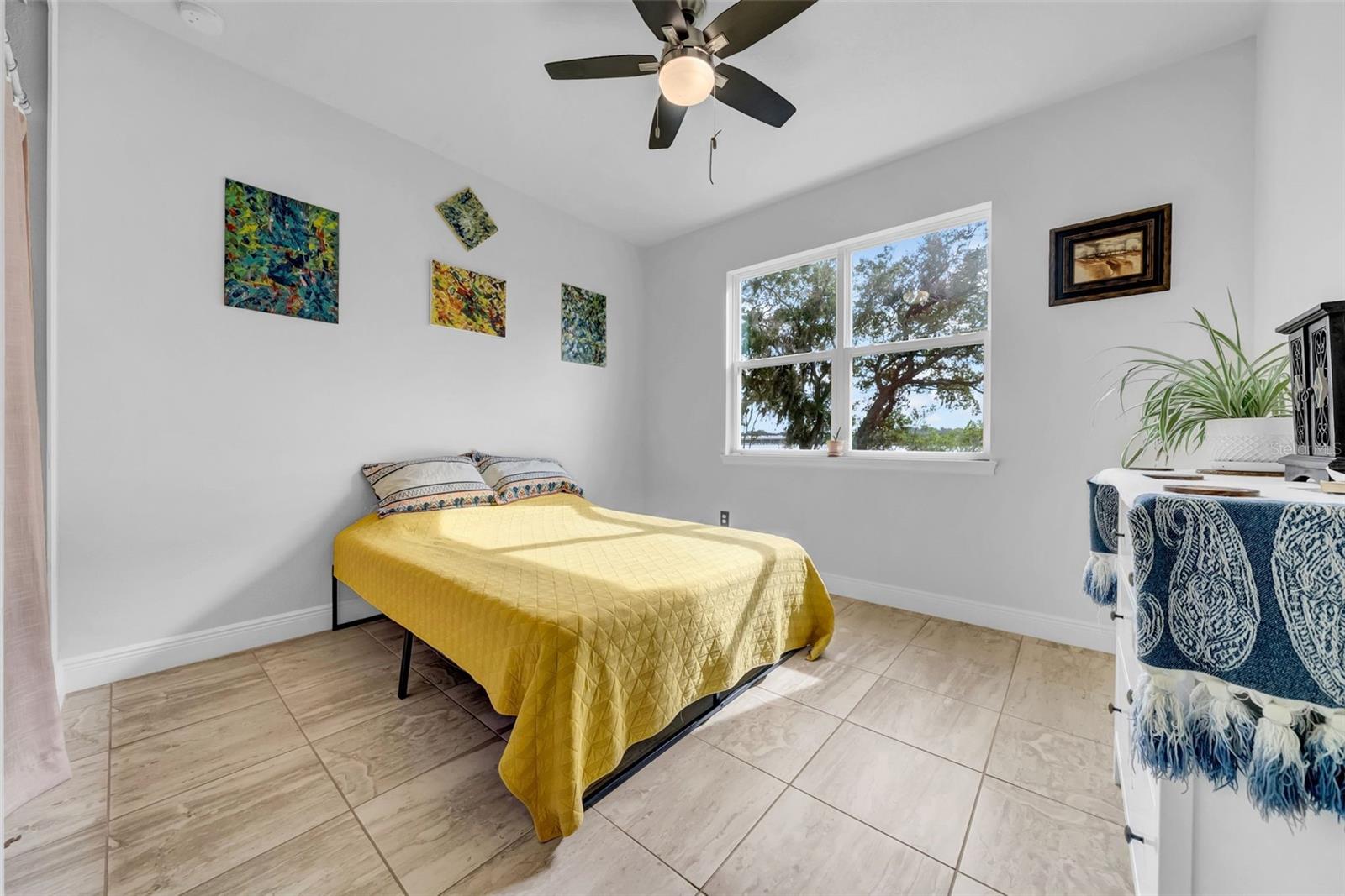 BAYSIDE TERRACE - Residential