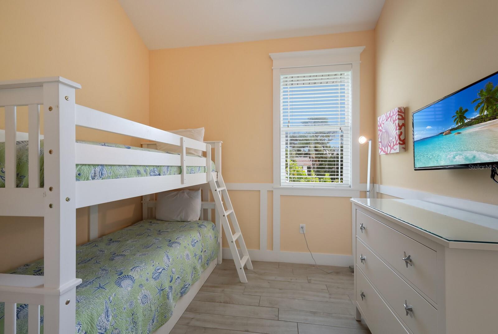 WEST WIND SHORES - Residential