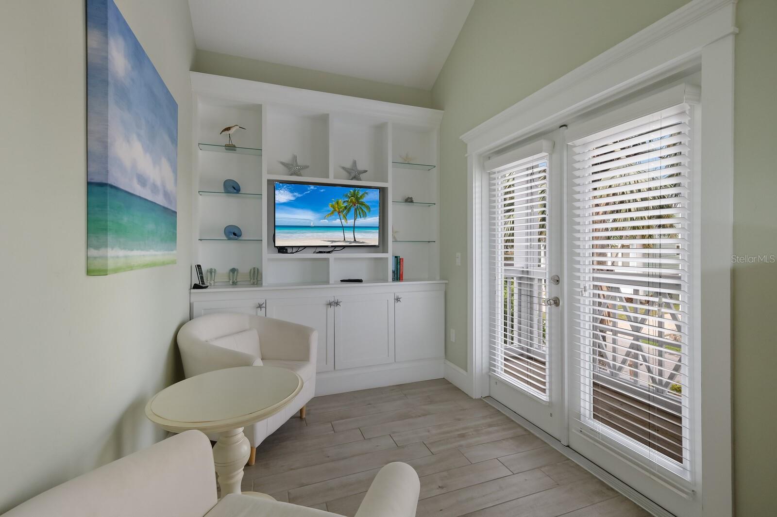 WEST WIND SHORES - Residential