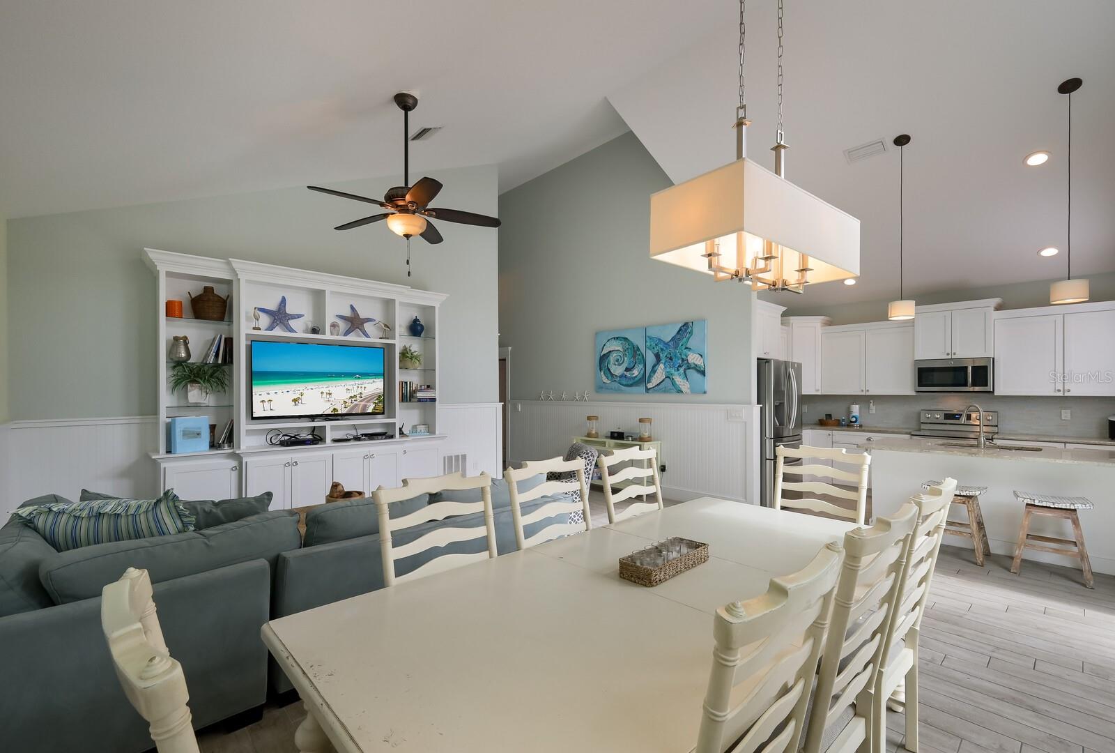 WEST WIND SHORES - Residential